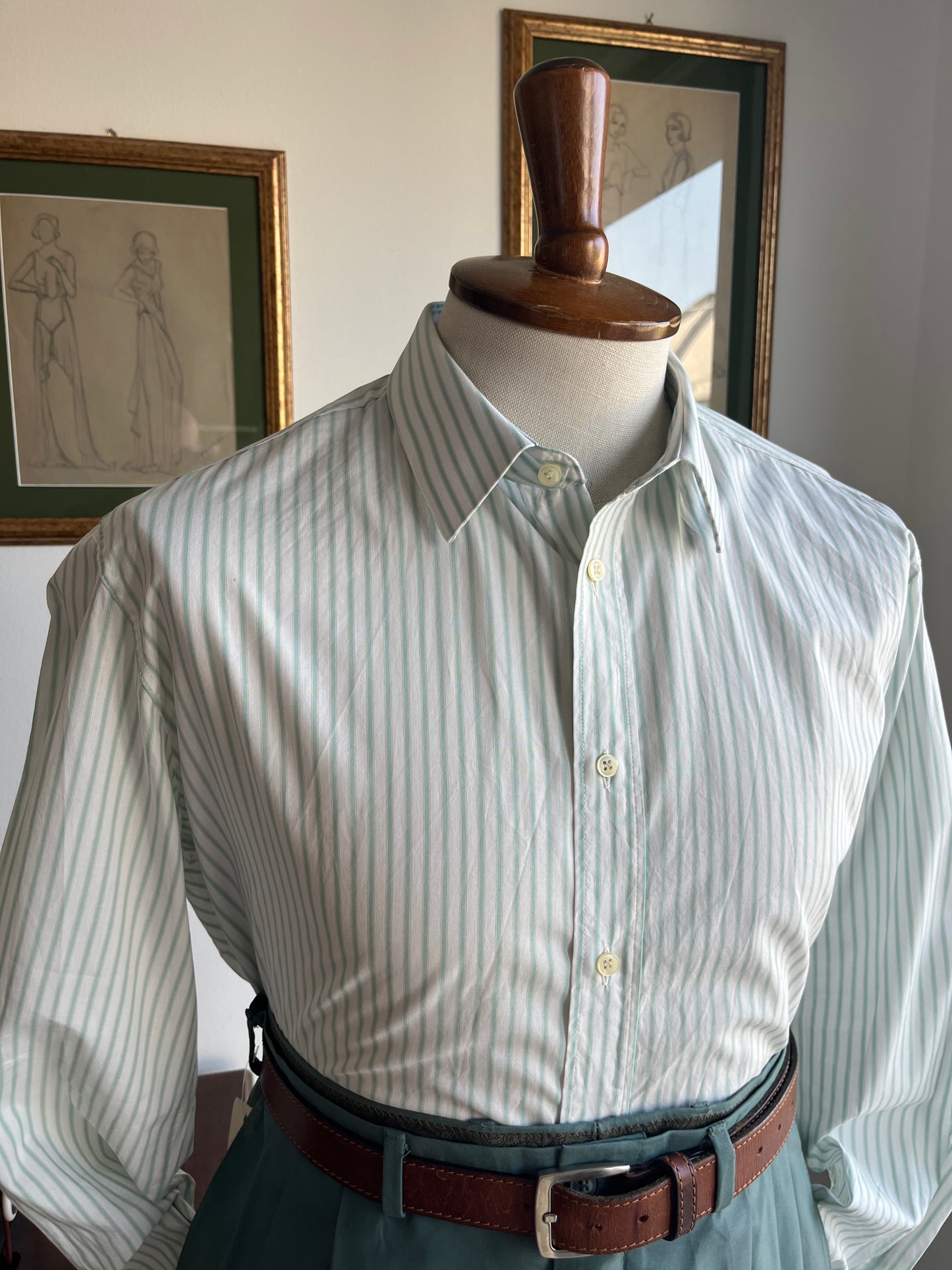 Camicia a righe verdi