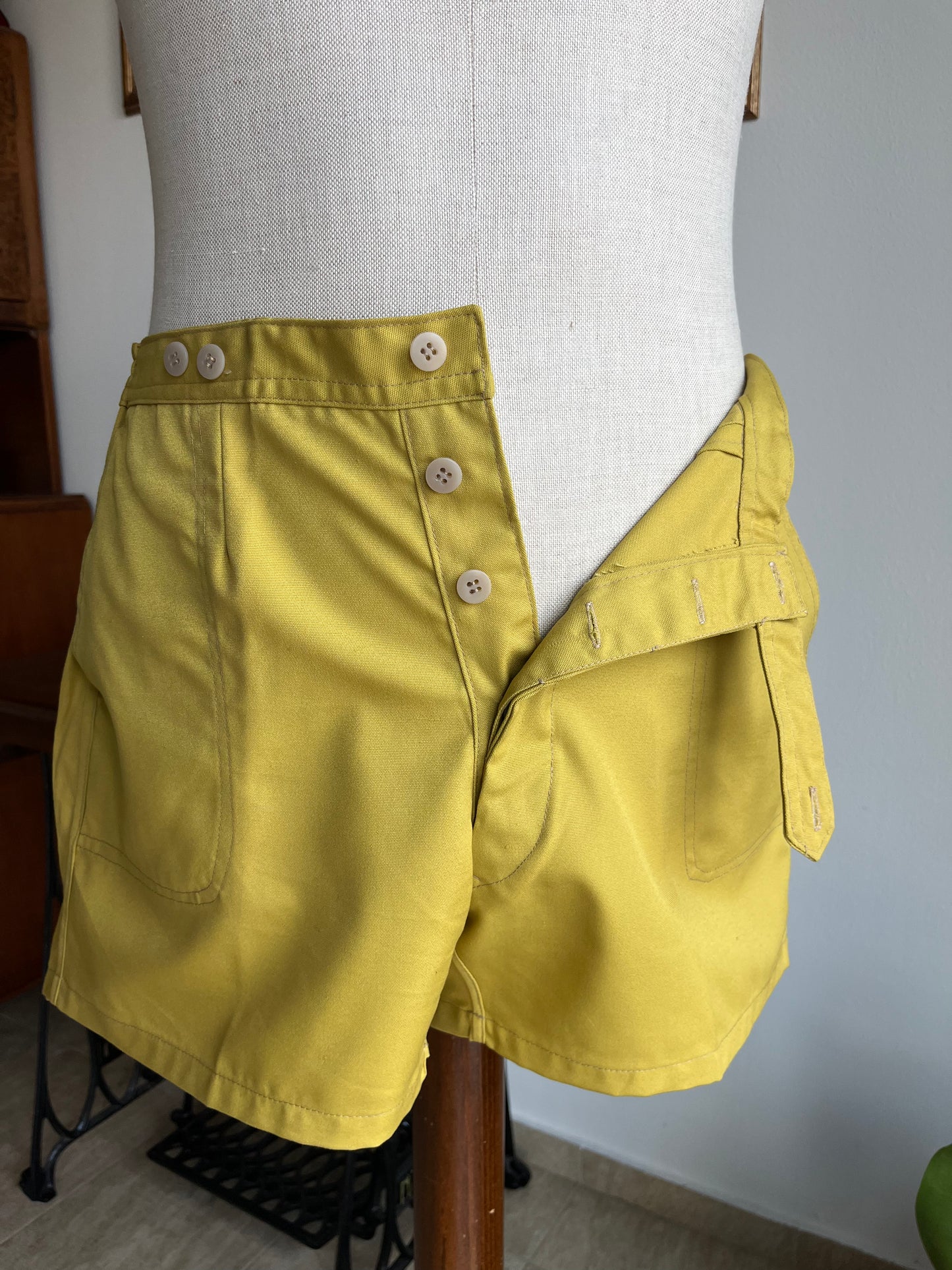 Costume anni '70 color senape tg. 46-52