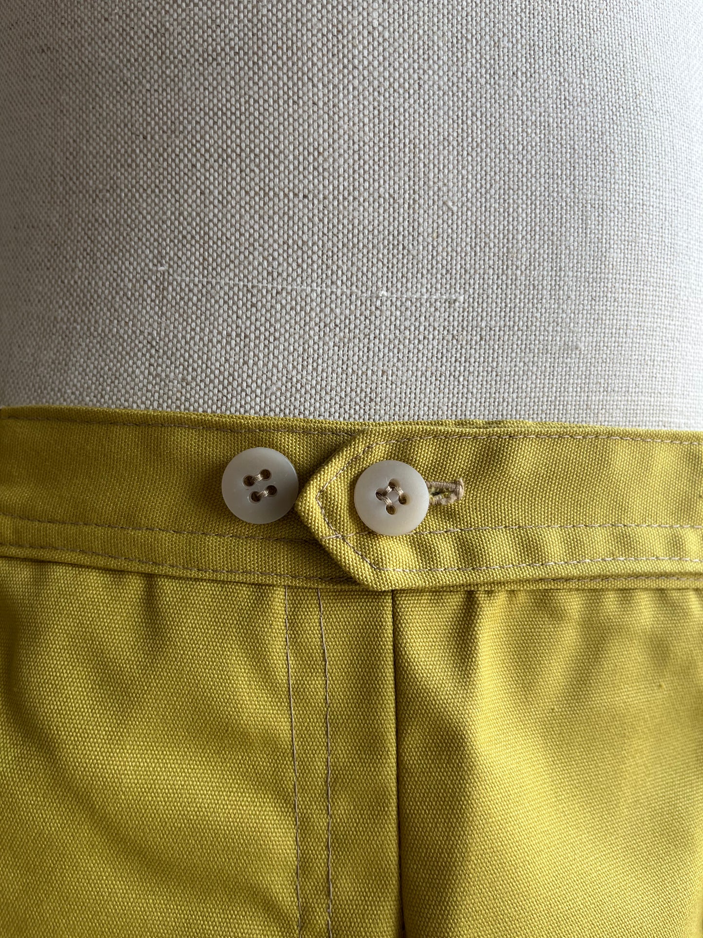 Costume anni '70 color senape tg. 46-52
