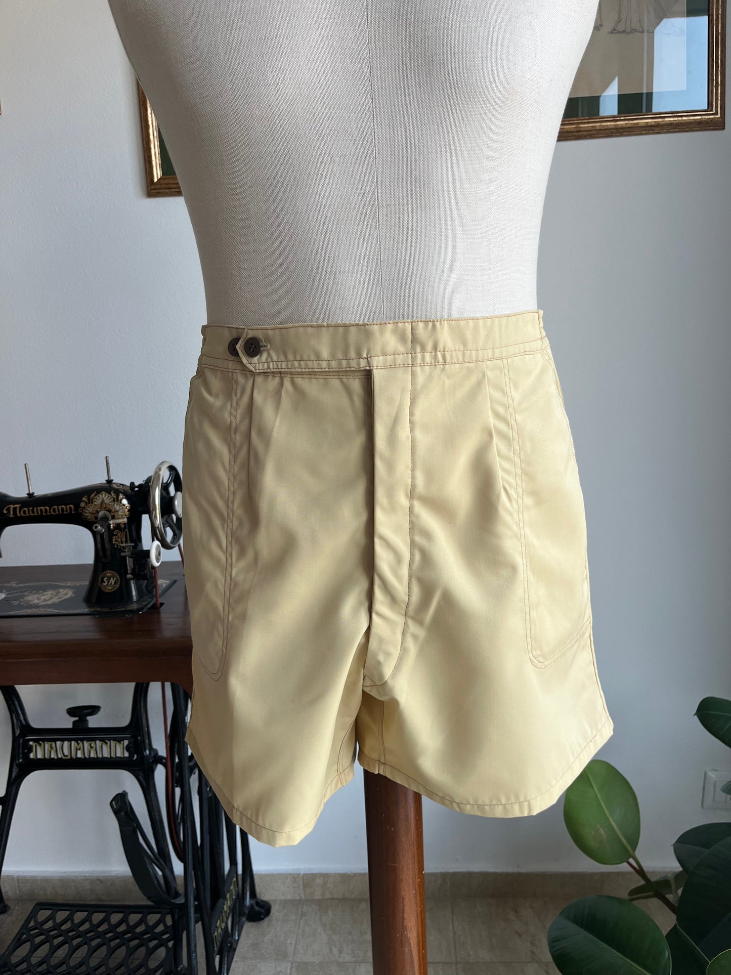 Costume anni '70 color crema tg. 48-54