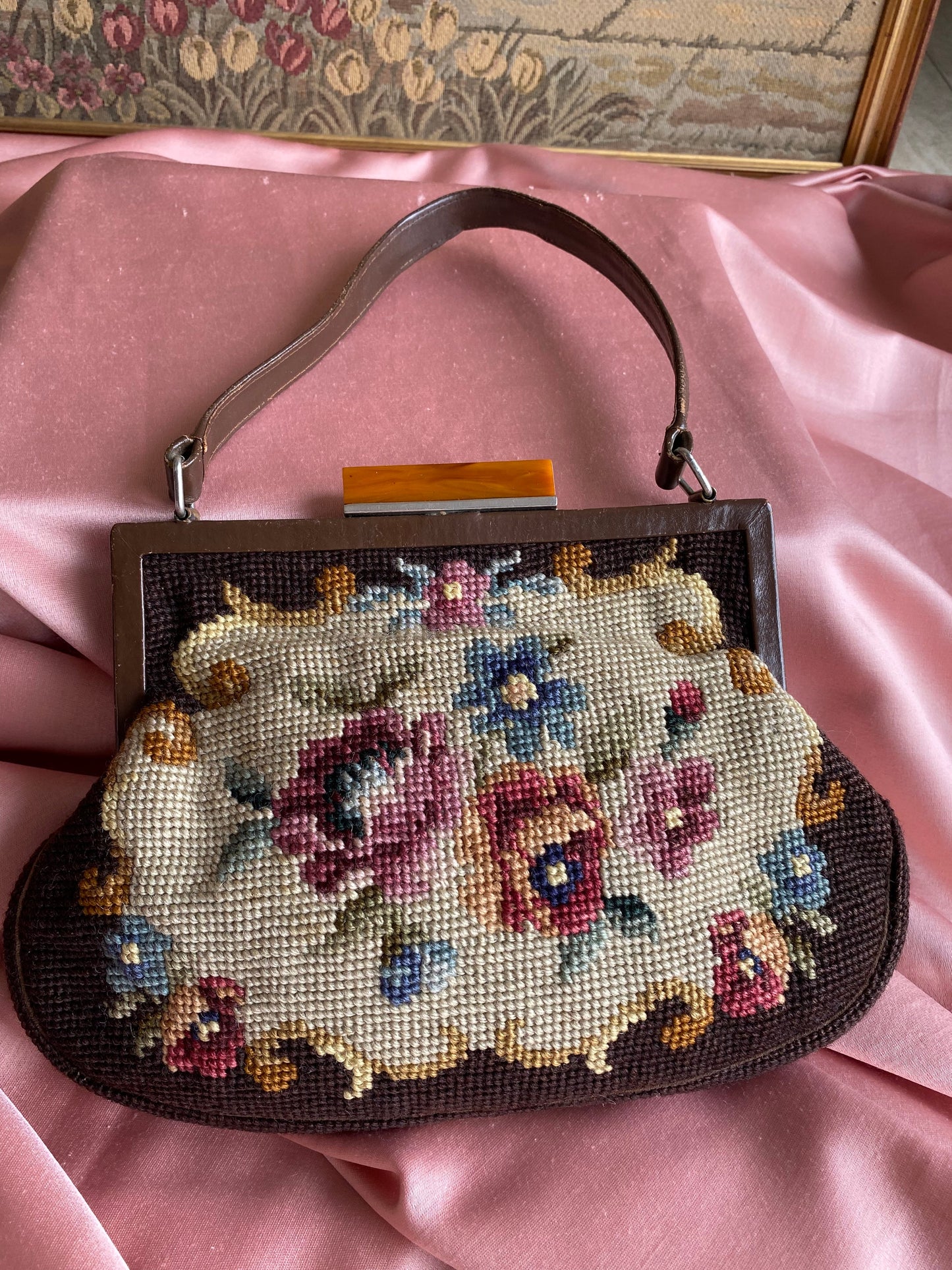 Borsa fine anni ‘40 - sfondo marrone