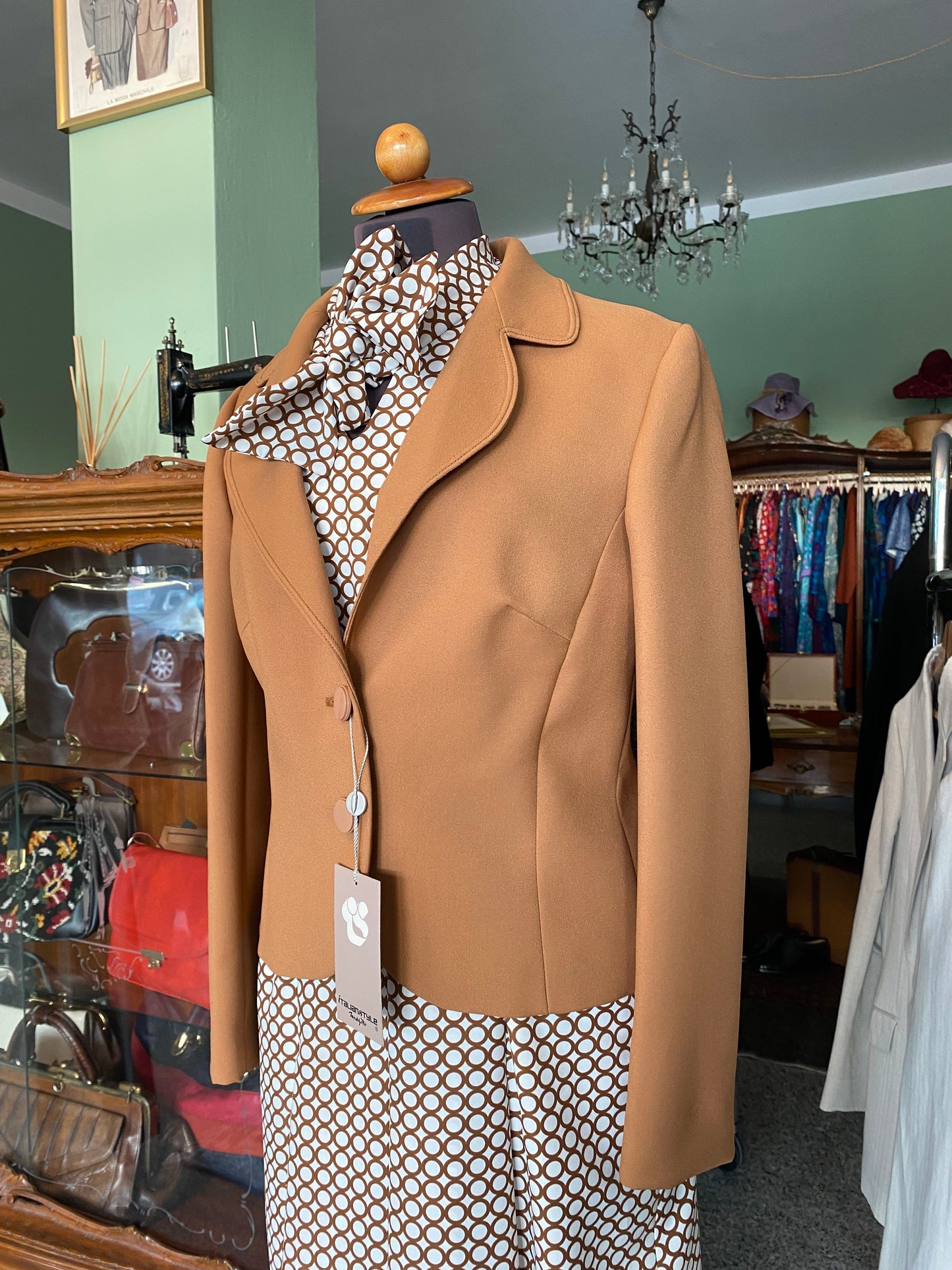 Tailleur anni ‘70 fondo di magazzino - TG.