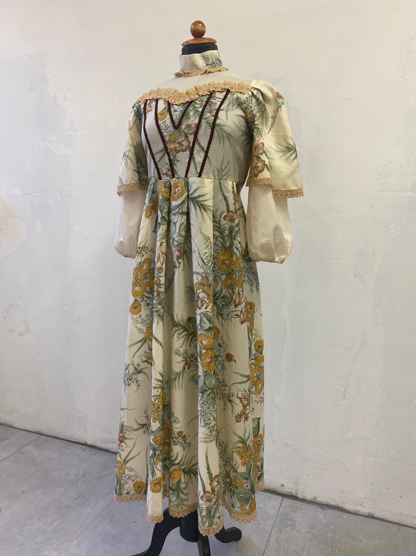 Abito anni ‘70 stile prateria - TG. 40/42