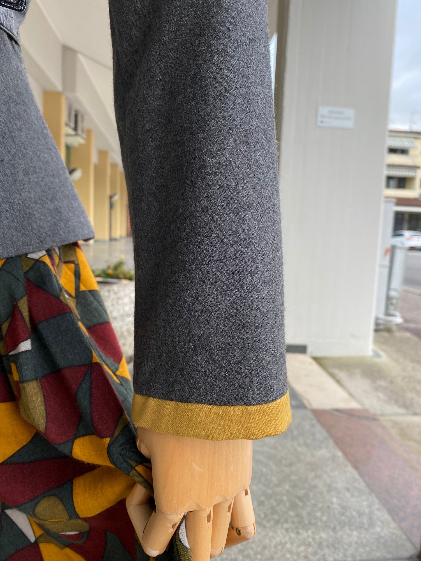 Giacca grigia sfiancata - TG. 40