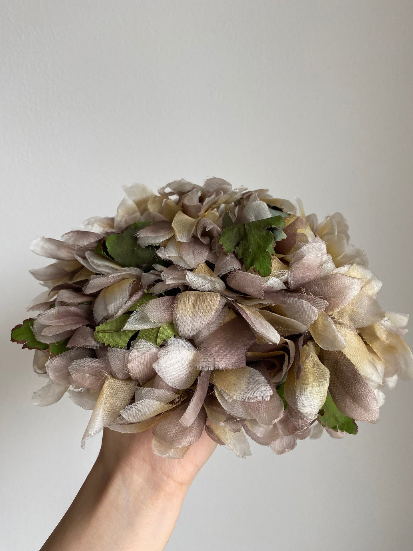Cappello con fiori Christian Dior 💐