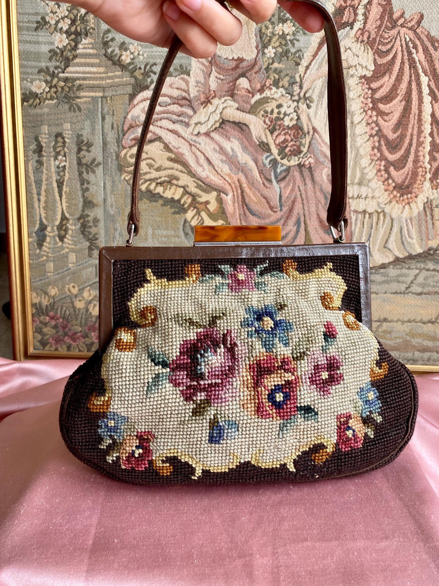 Borsa fine anni ‘40 - sfondo marrone