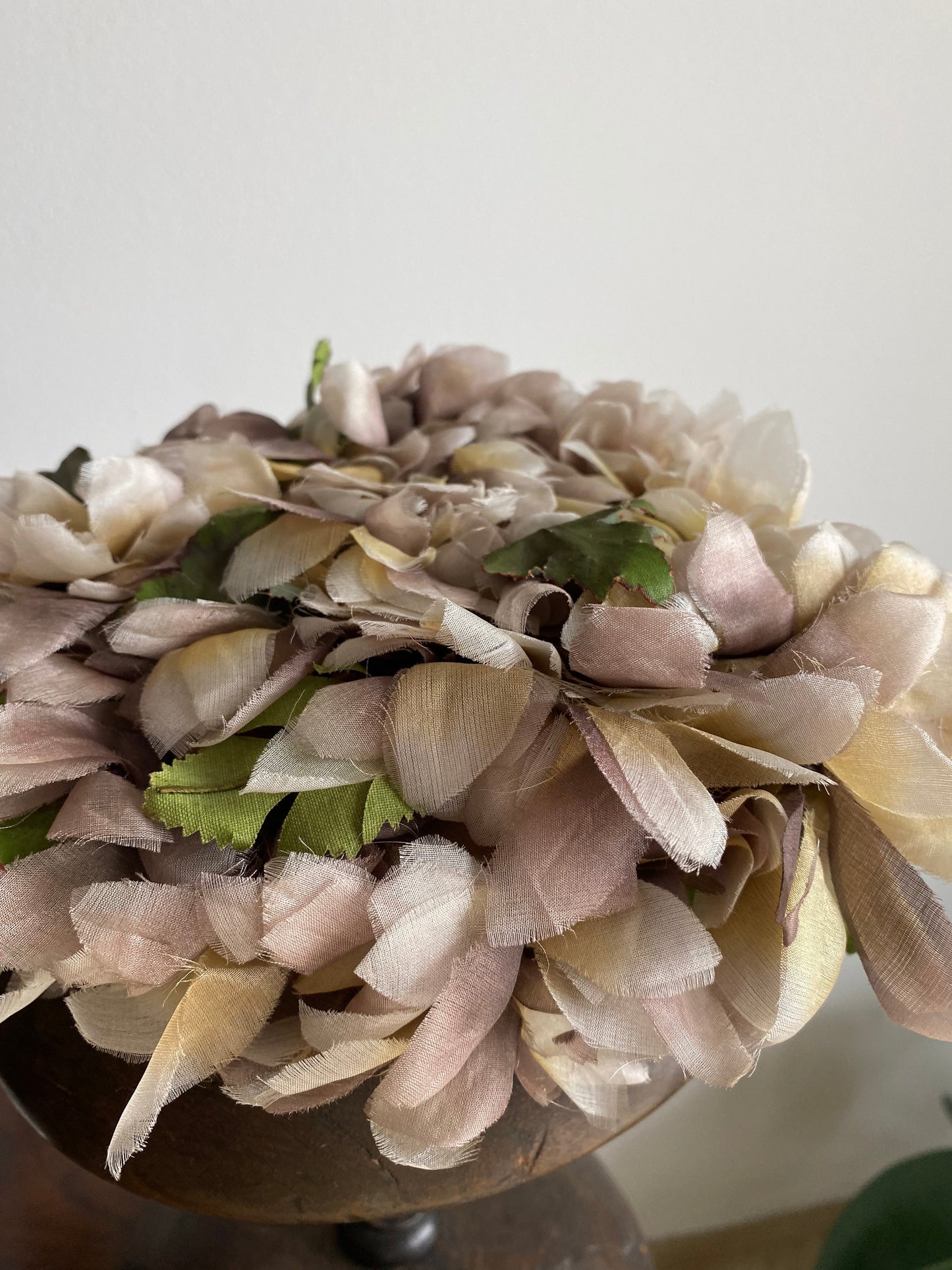 Cappello con fiori Christian Dior 💐