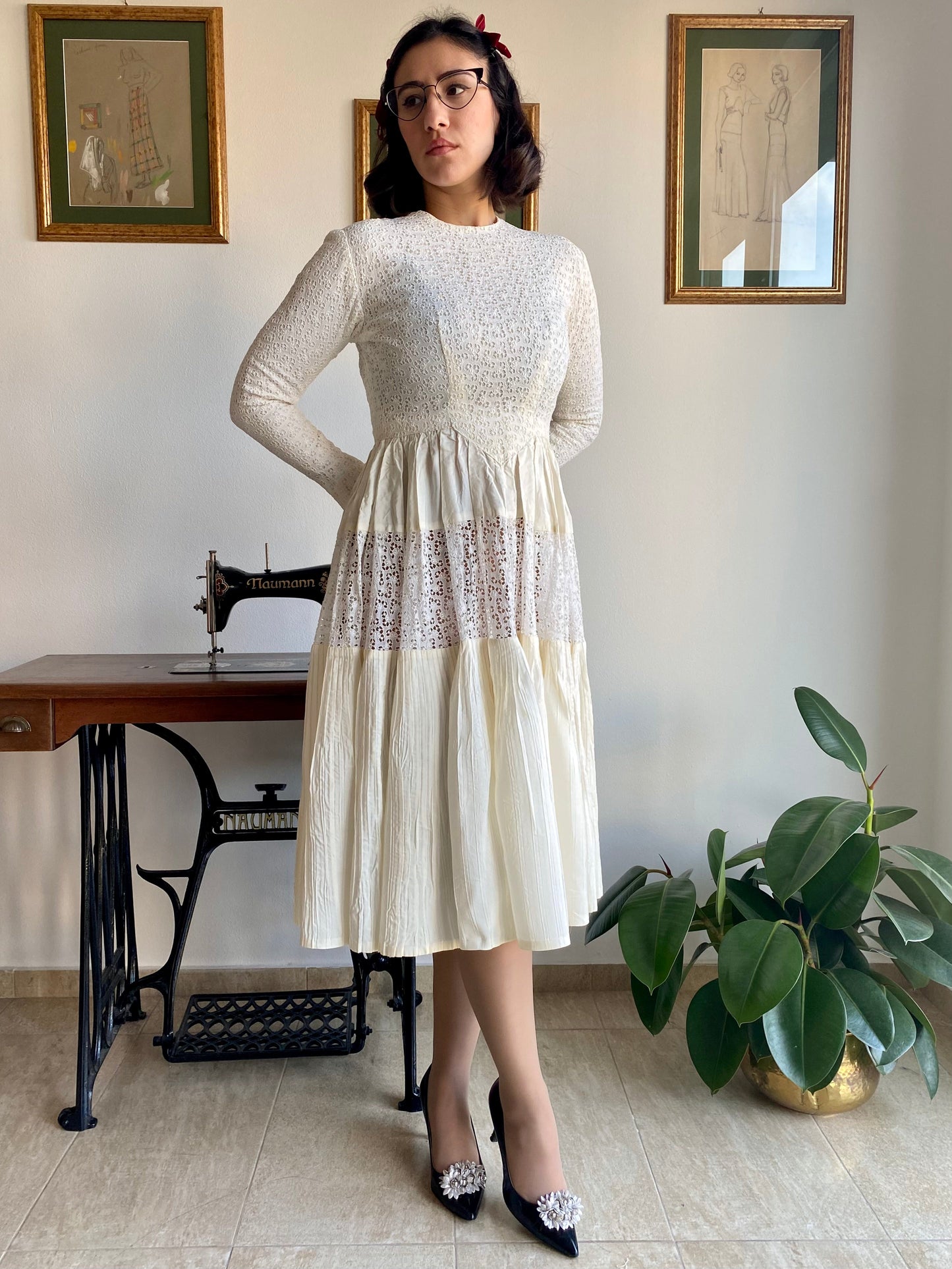 Abito anni ‘50 in pizzo - TG. 36/38