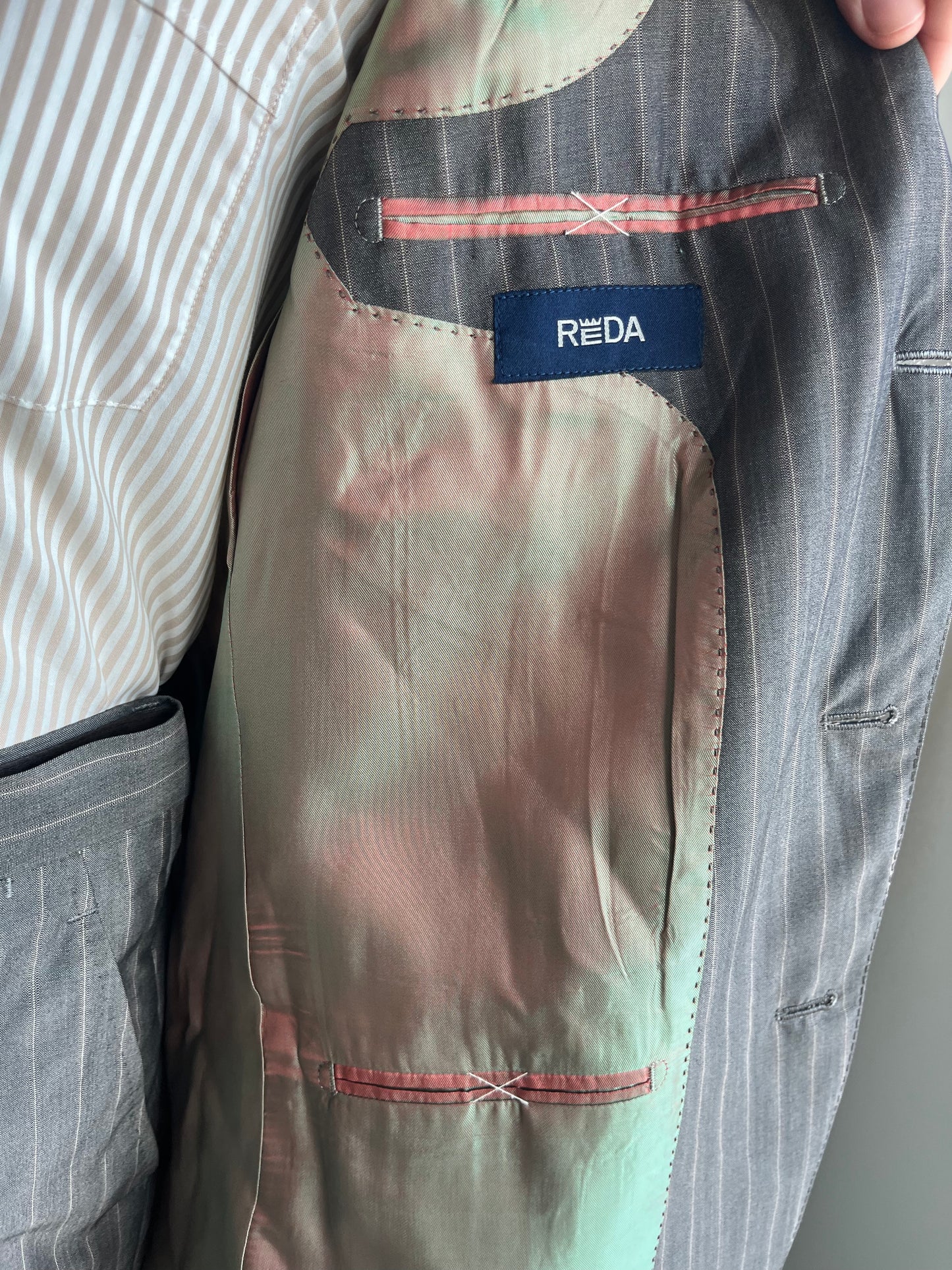 Completo anni '90 color tortora