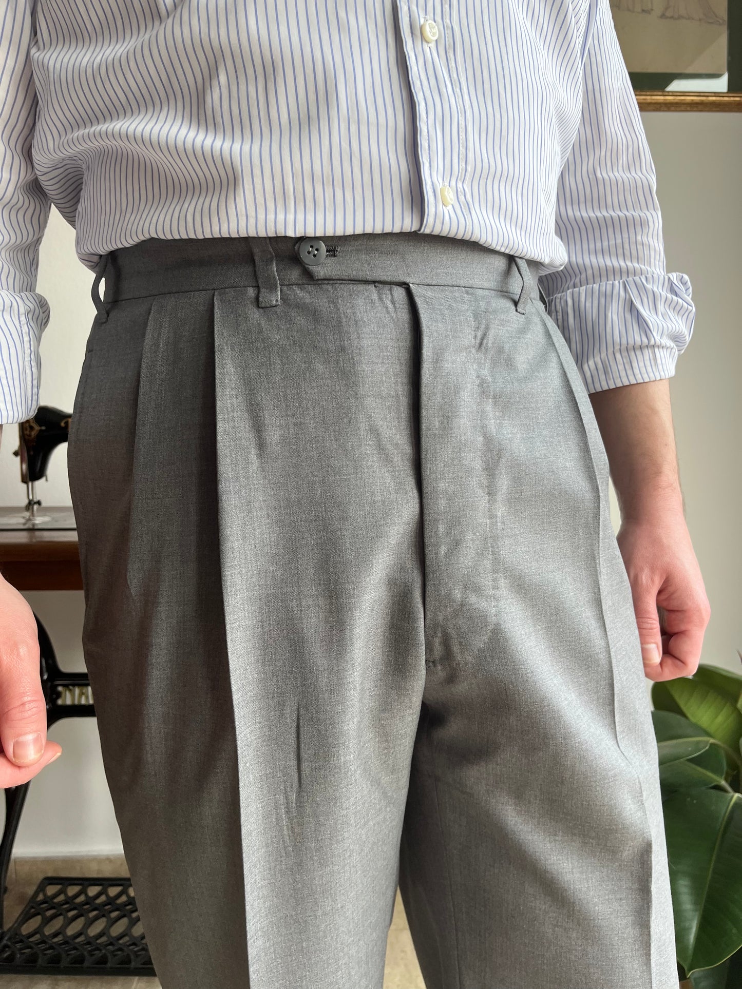 Calzoni sartoriali estivi grigio chiaro