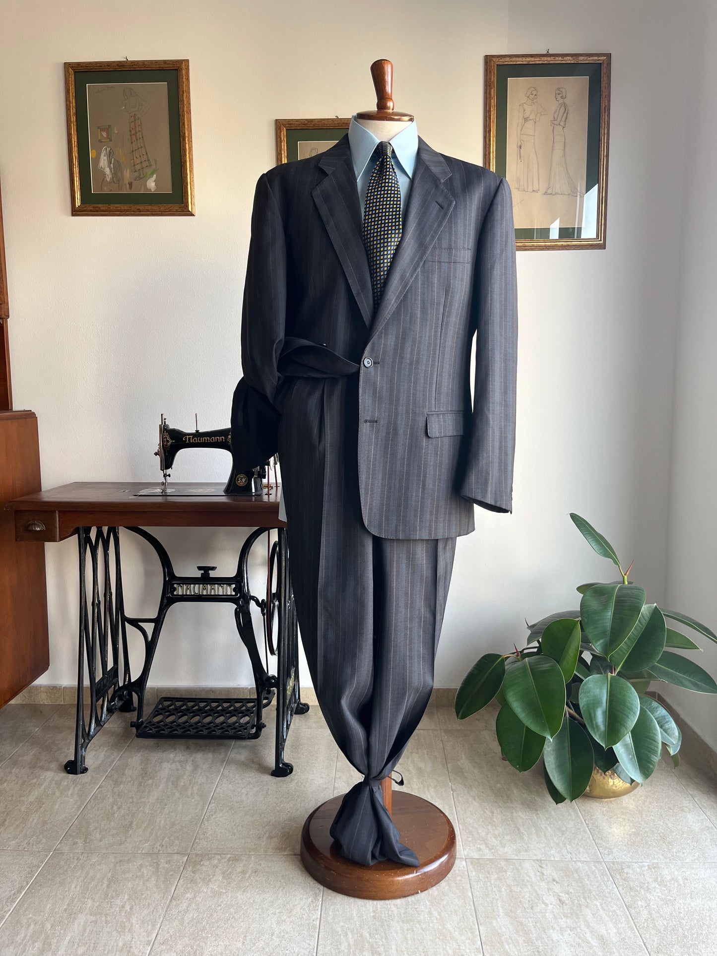 Completo anni '80 gessato
