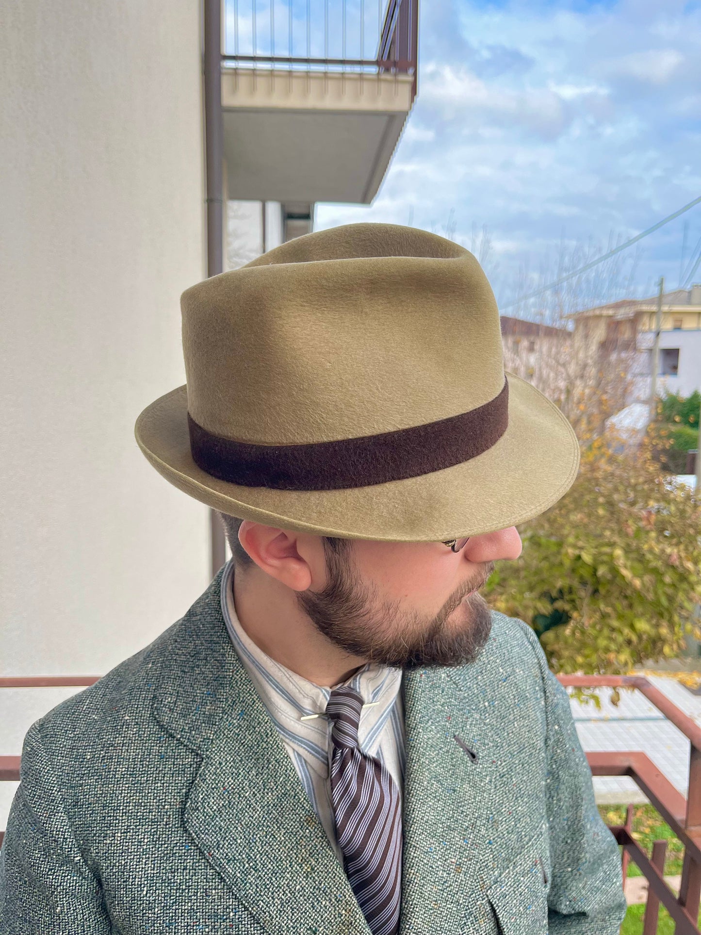 Trilby in feltro anni ‘70 colore beige