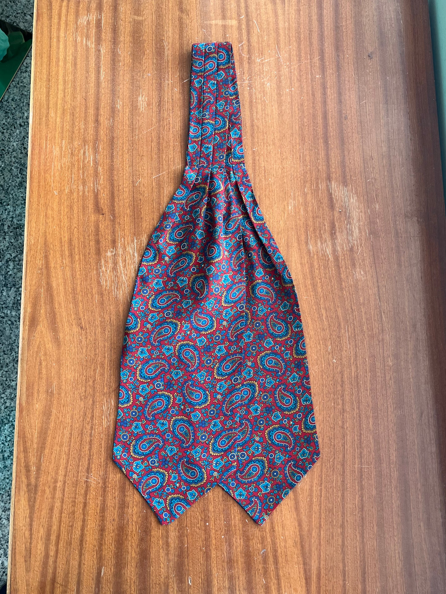 Ascot seta paisley