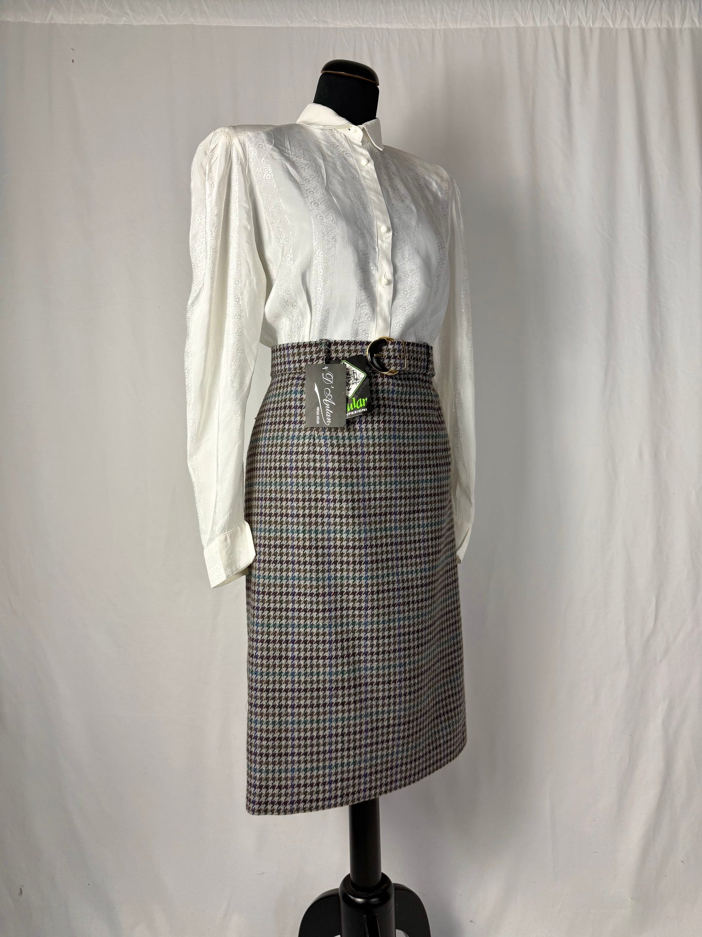 Gonna classica nuova fondo di magazzino - TG. 46