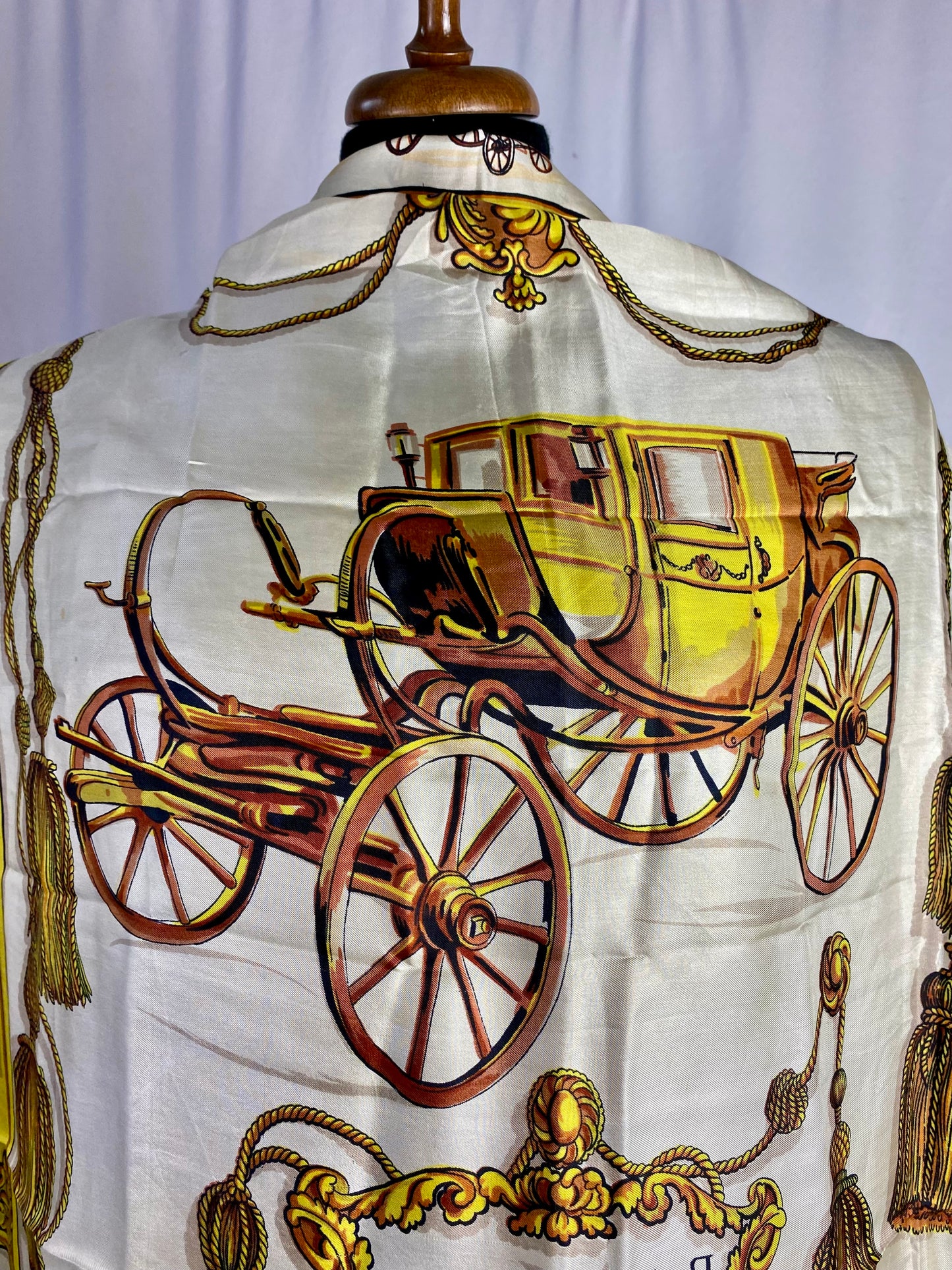 Foulard in seta con carrozza