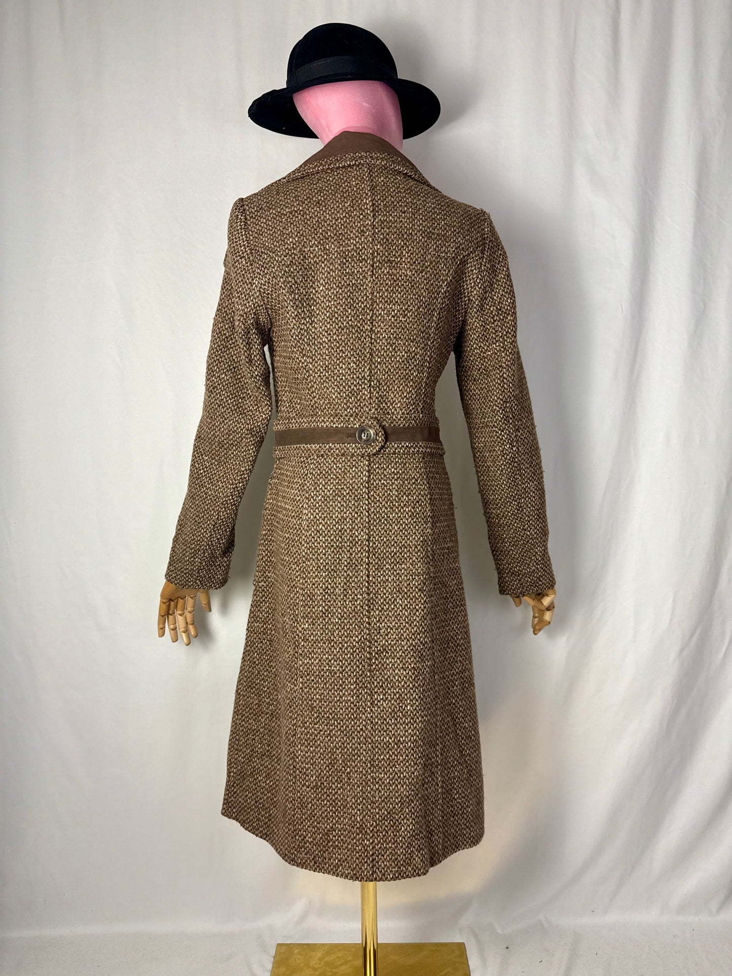 Cappotto anni ‘70 con maxi colletto a martingala - TG. 38