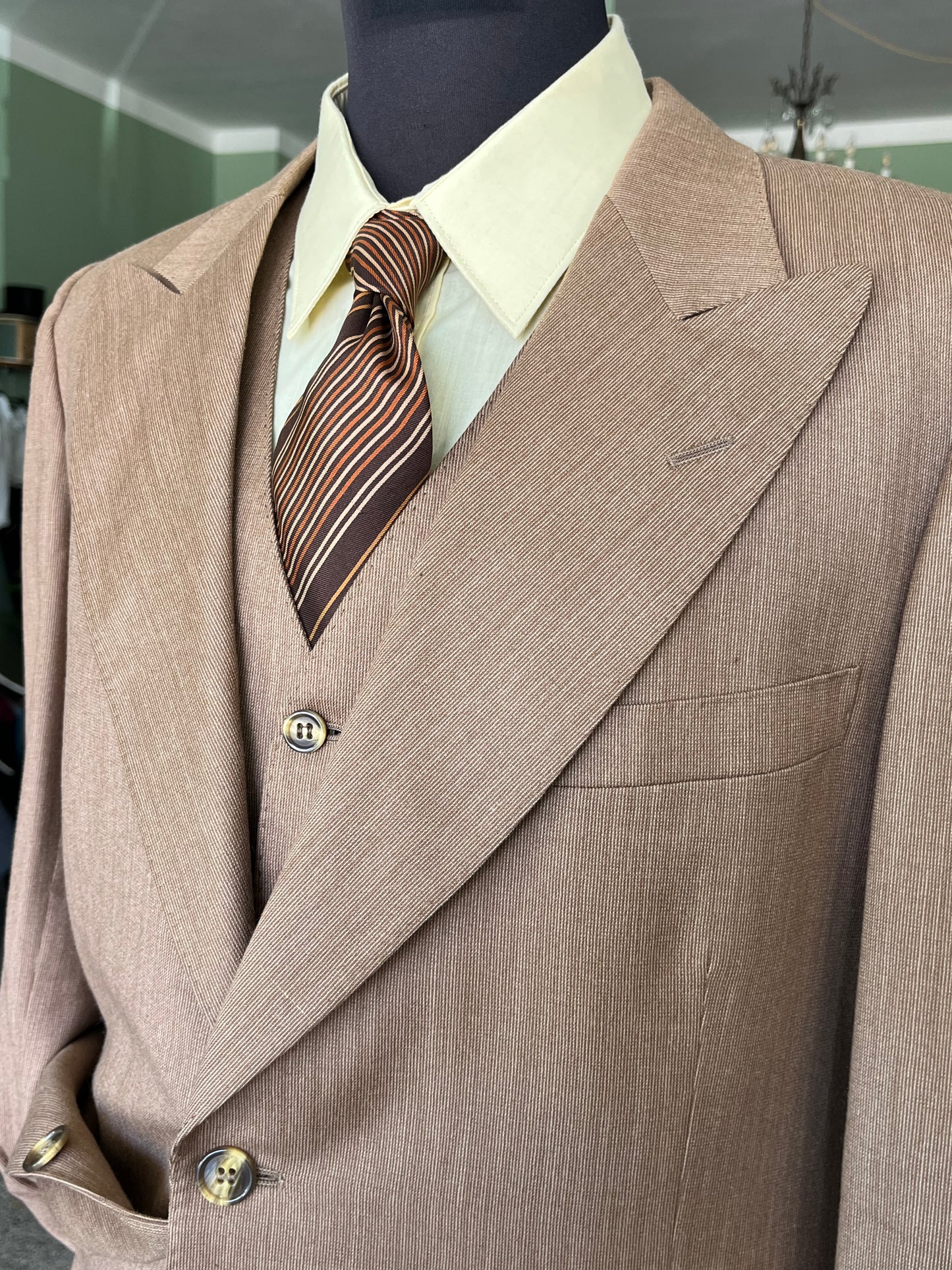 Completo tre pezzi anni '70 tg. 50 drop 1