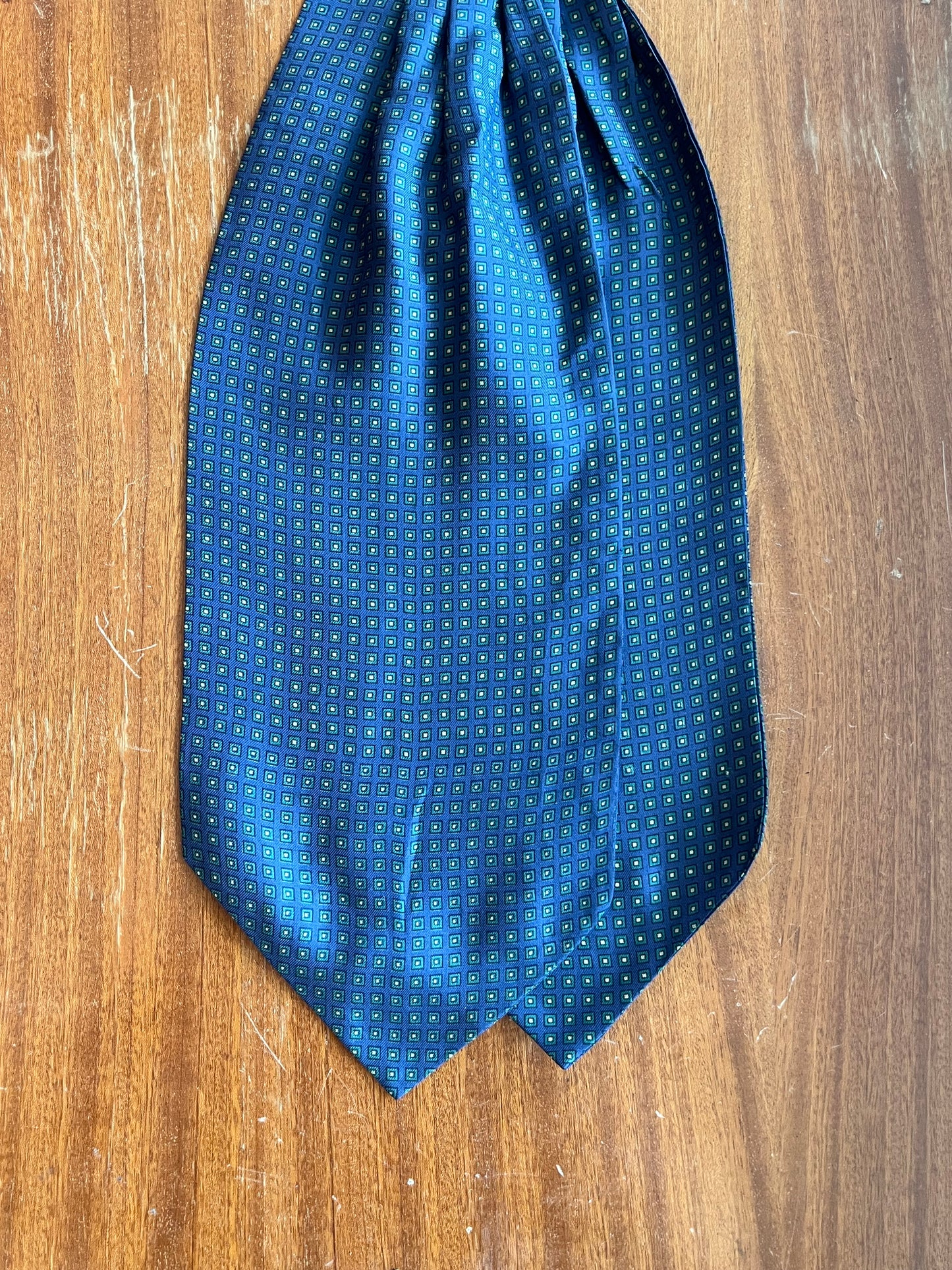 Ascot seta micro-fantasia