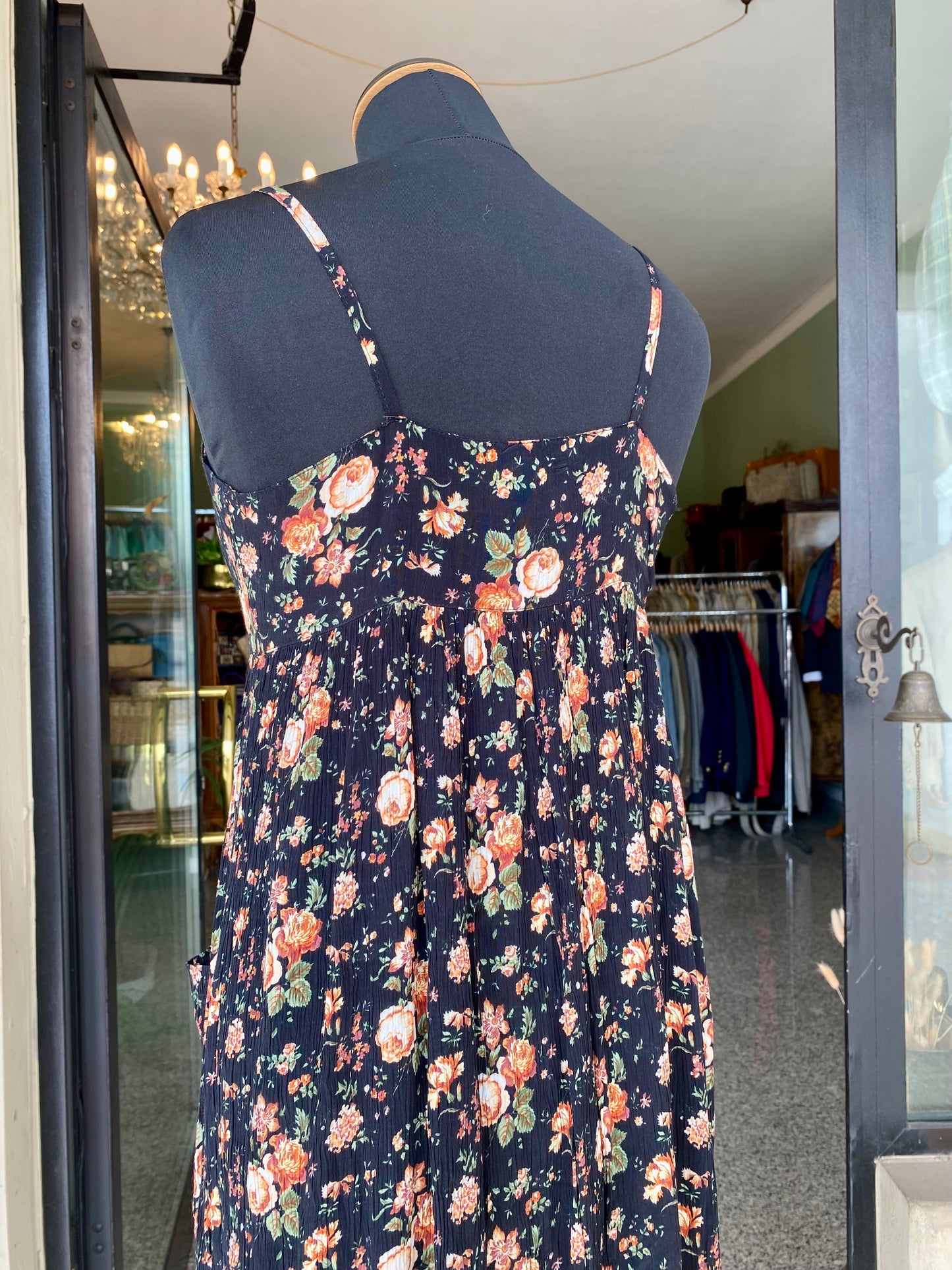 Abito estivo anni ’90 in viscosa – Spalline sottili e fantasia floreale vintage - TG. 38/40/42