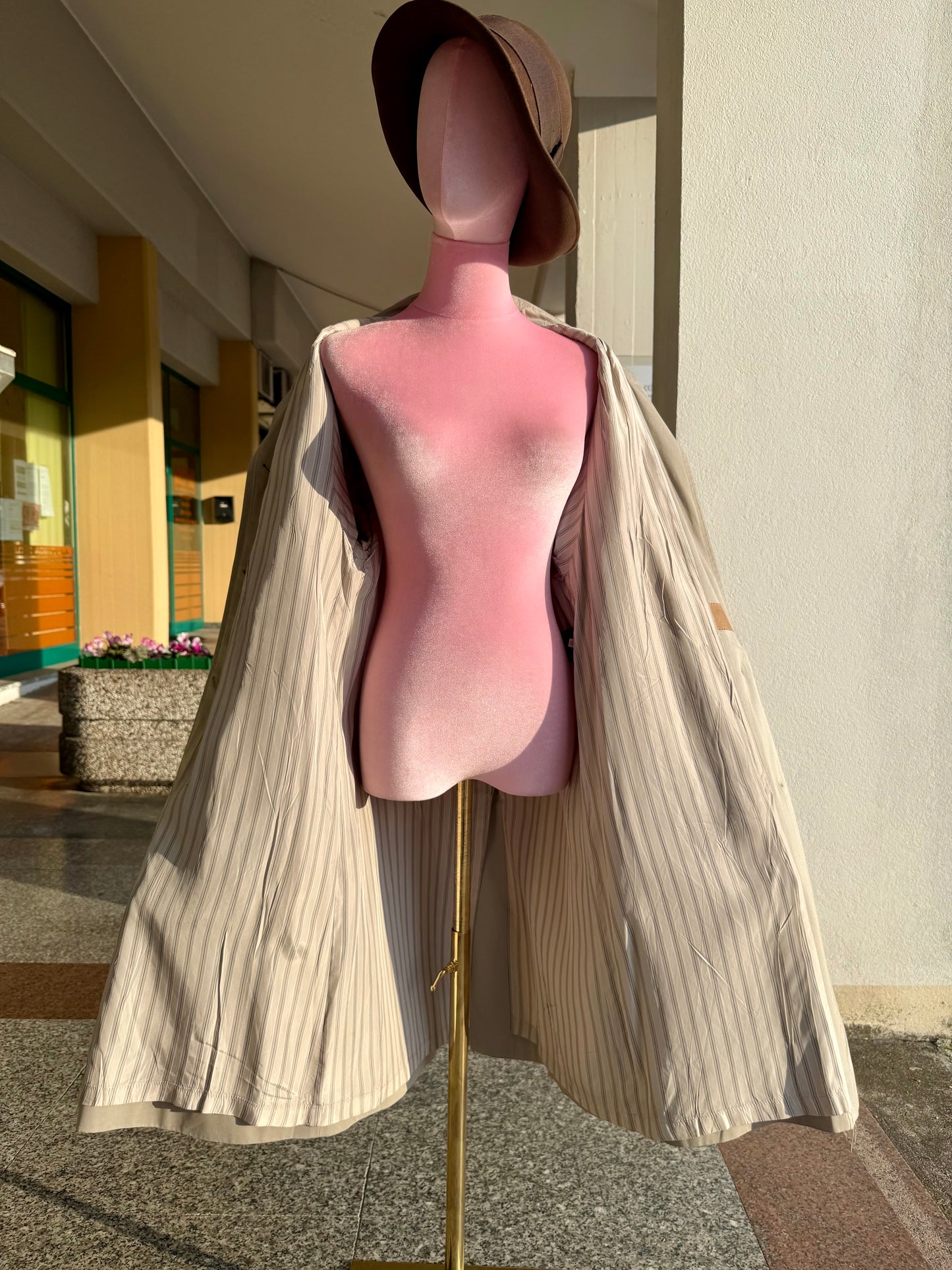 Trench fine anni ‘70 beige - TG. 44