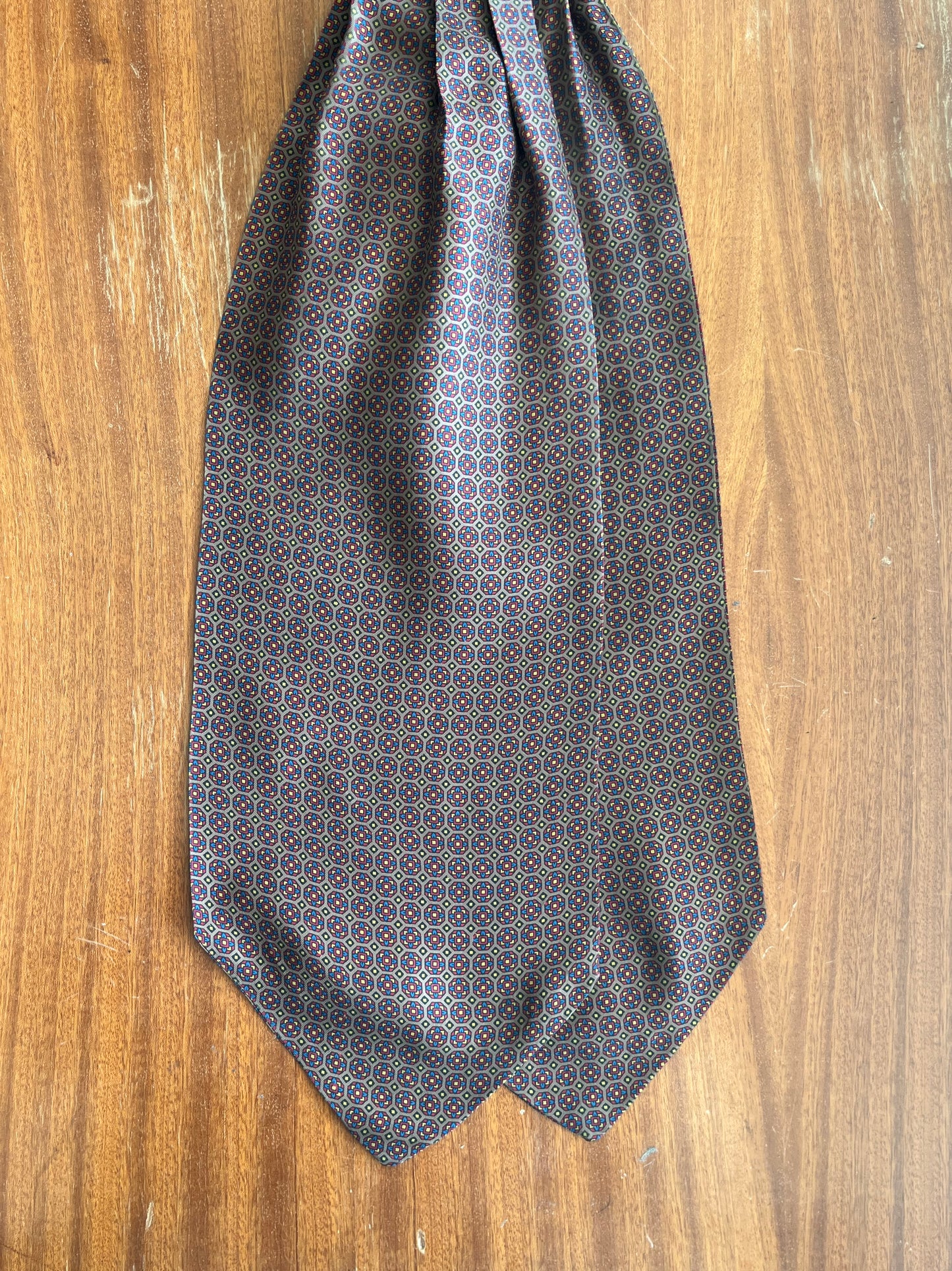 Ascot seta micro-fantasia