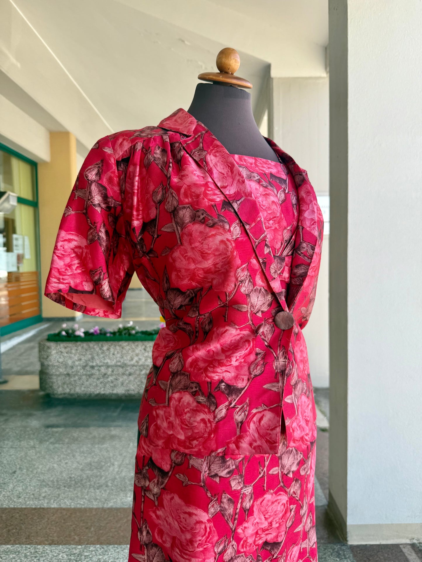 Abito + giacchino anni ‘60 con rose - TG. 38
