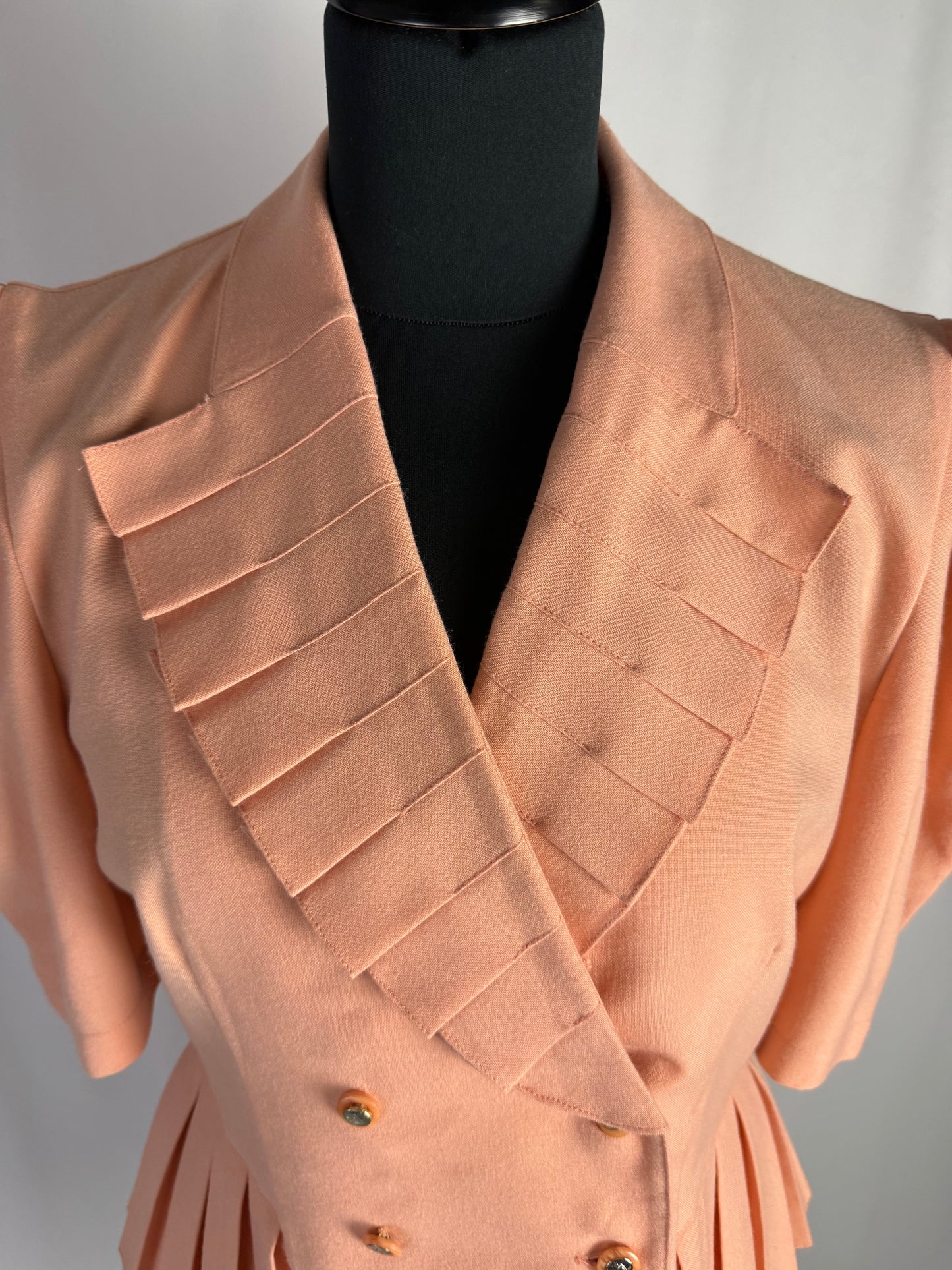 Tailleur anni ‘80 color pesca in fresco lana - TG. 40