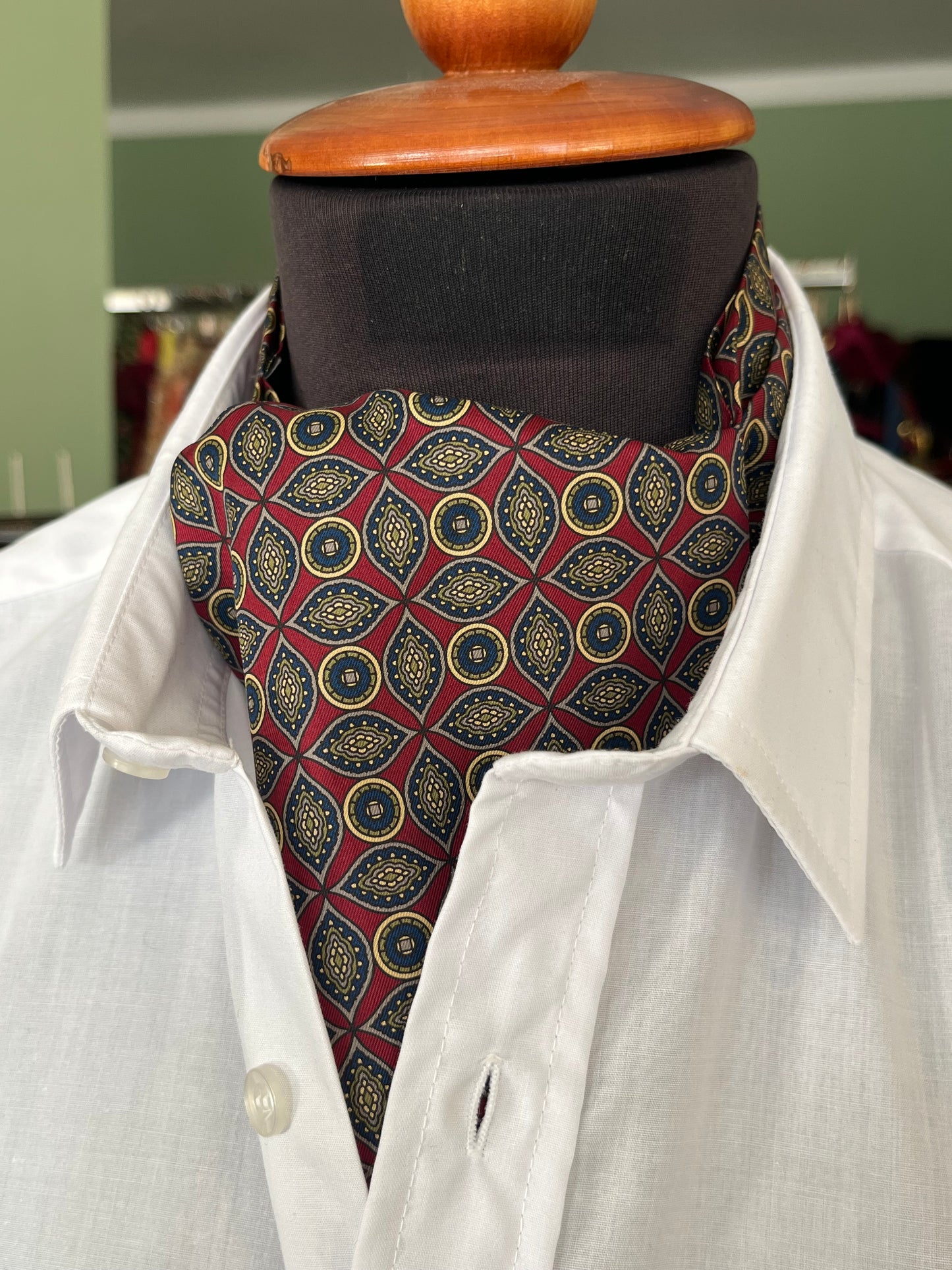 Ascot seta fantasia medaglioni/mandorle