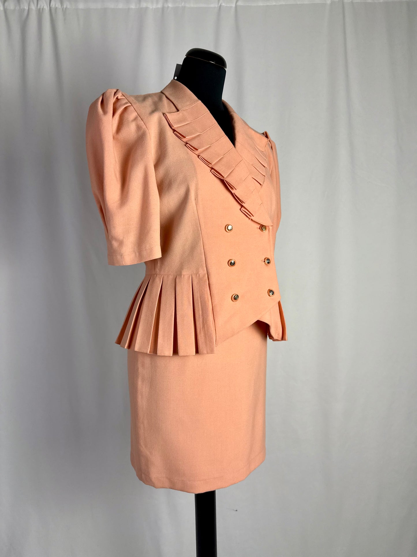 Tailleur anni ‘80 color pesca in fresco lana - TG. 40