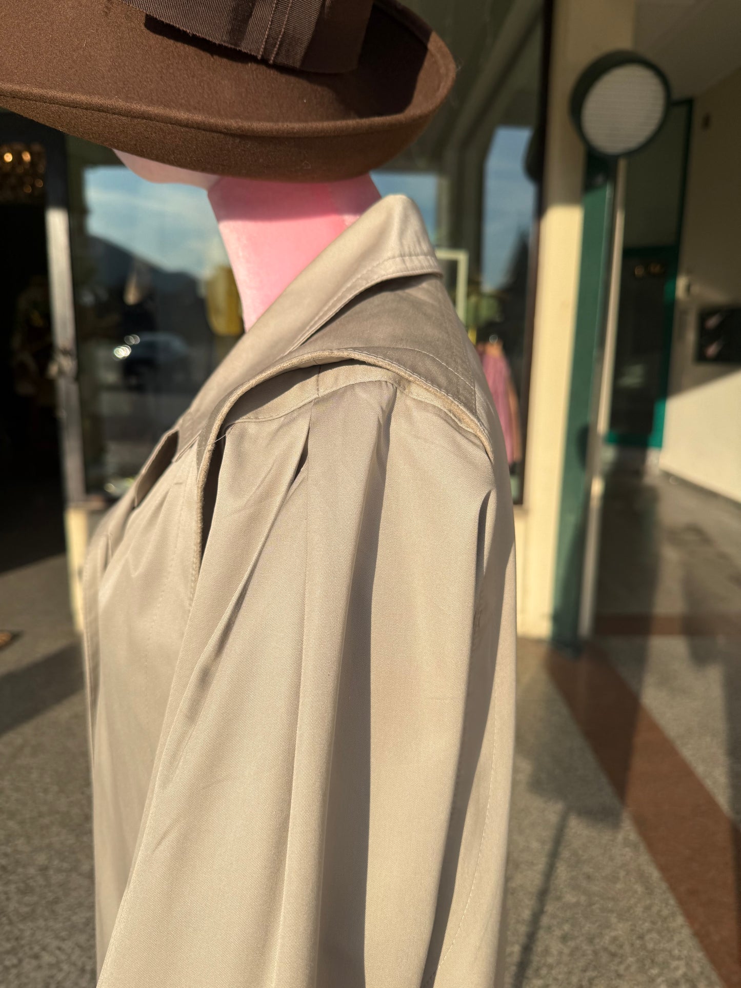 Trench fine anni ‘70 beige - TG. 44
