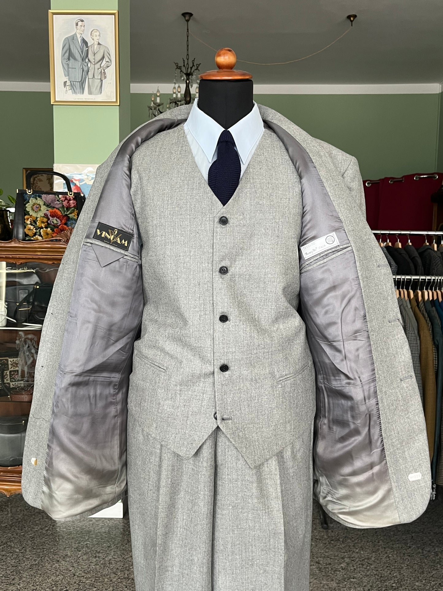 Completo tre pezzi anni ‘90 NOS tg. 48 drop 8