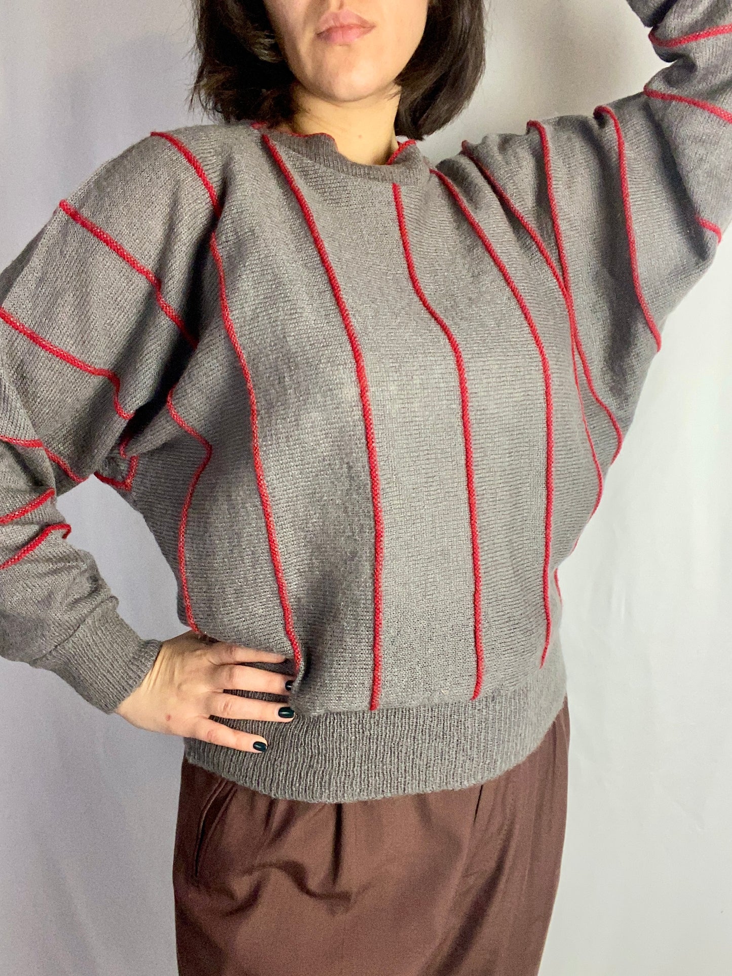 Maglione grigio a righe rosse - TG. 40 - 44