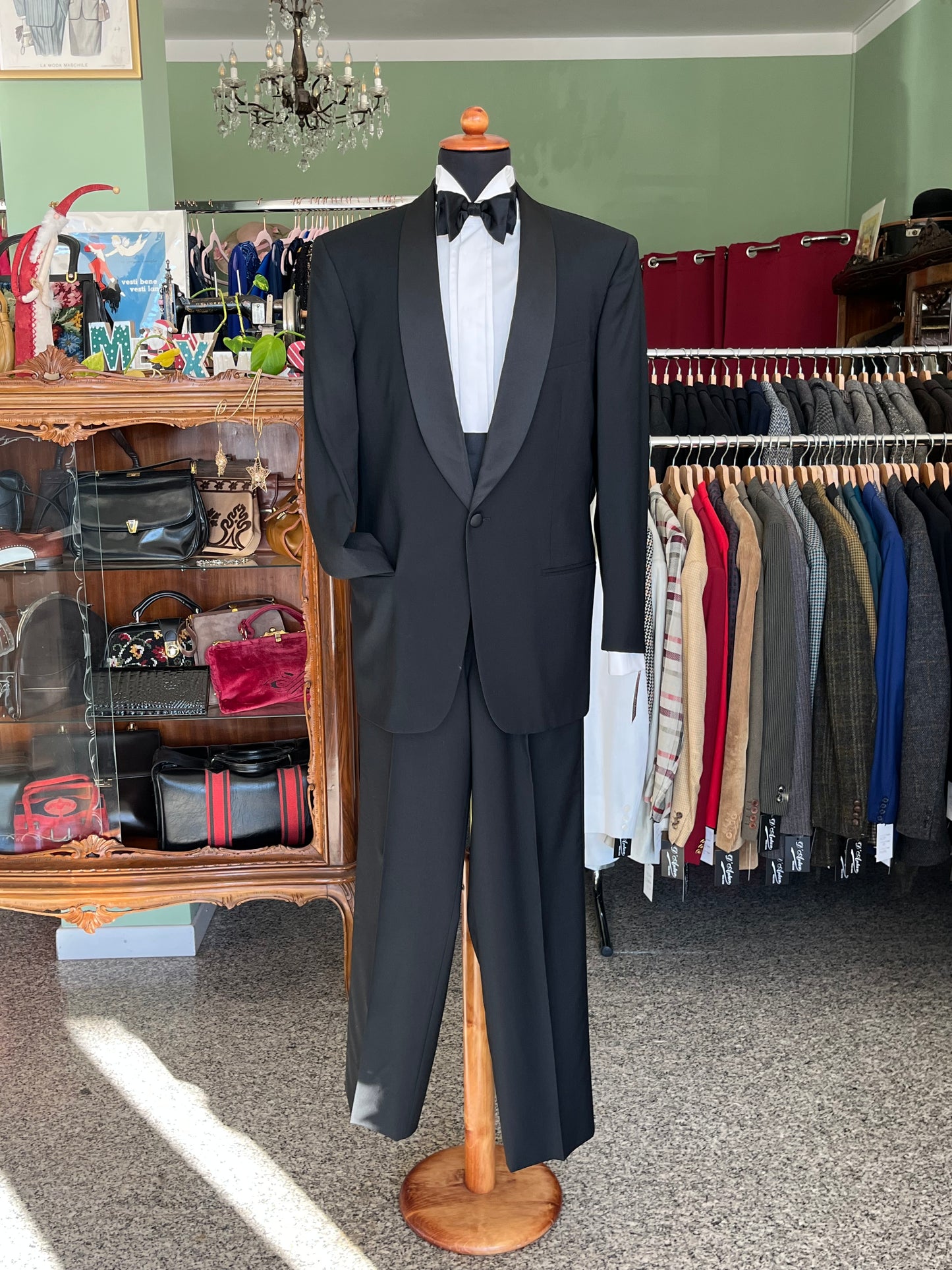 Smoking Valentino anni ‘80 con accessori tg. 48