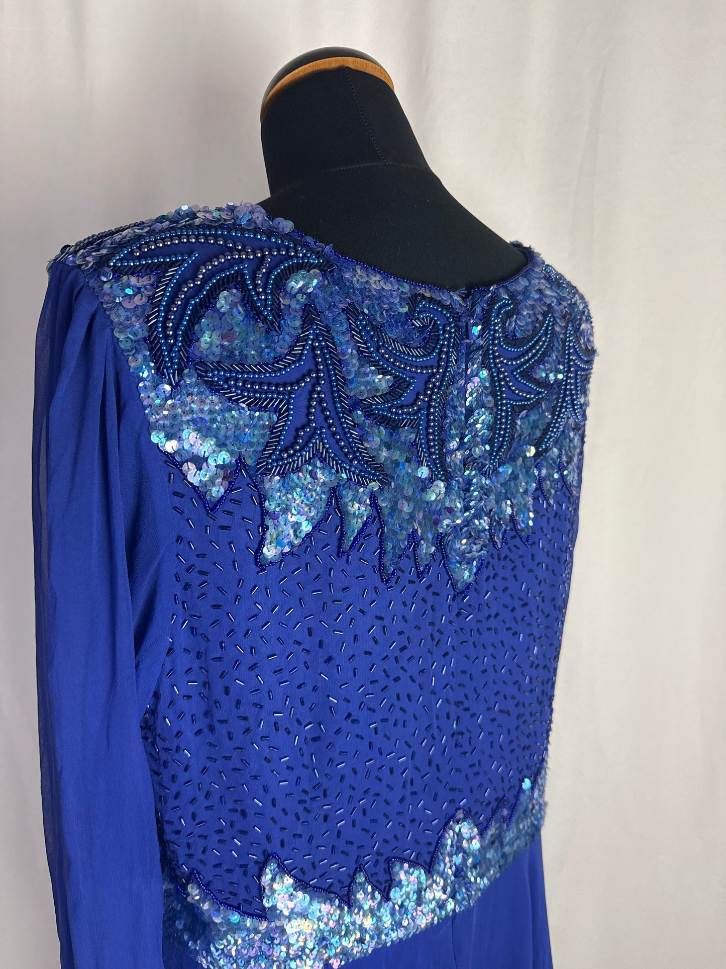 Abito anni ‘80 in seta blu Royal con ricami - TG. 44