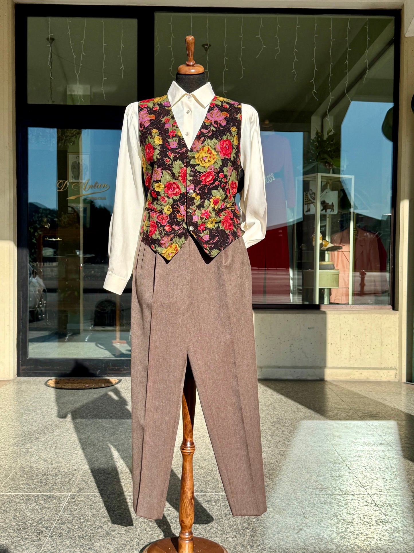 Gilet romantici con rose 🥀 - TG. 48/50