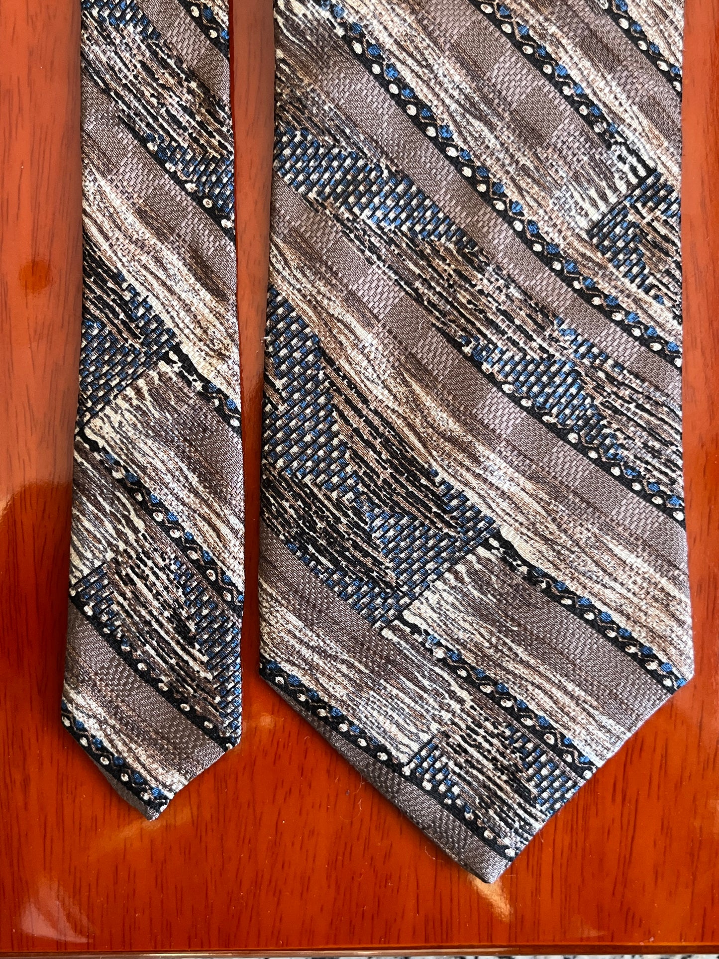 Cravatta anni ‘80