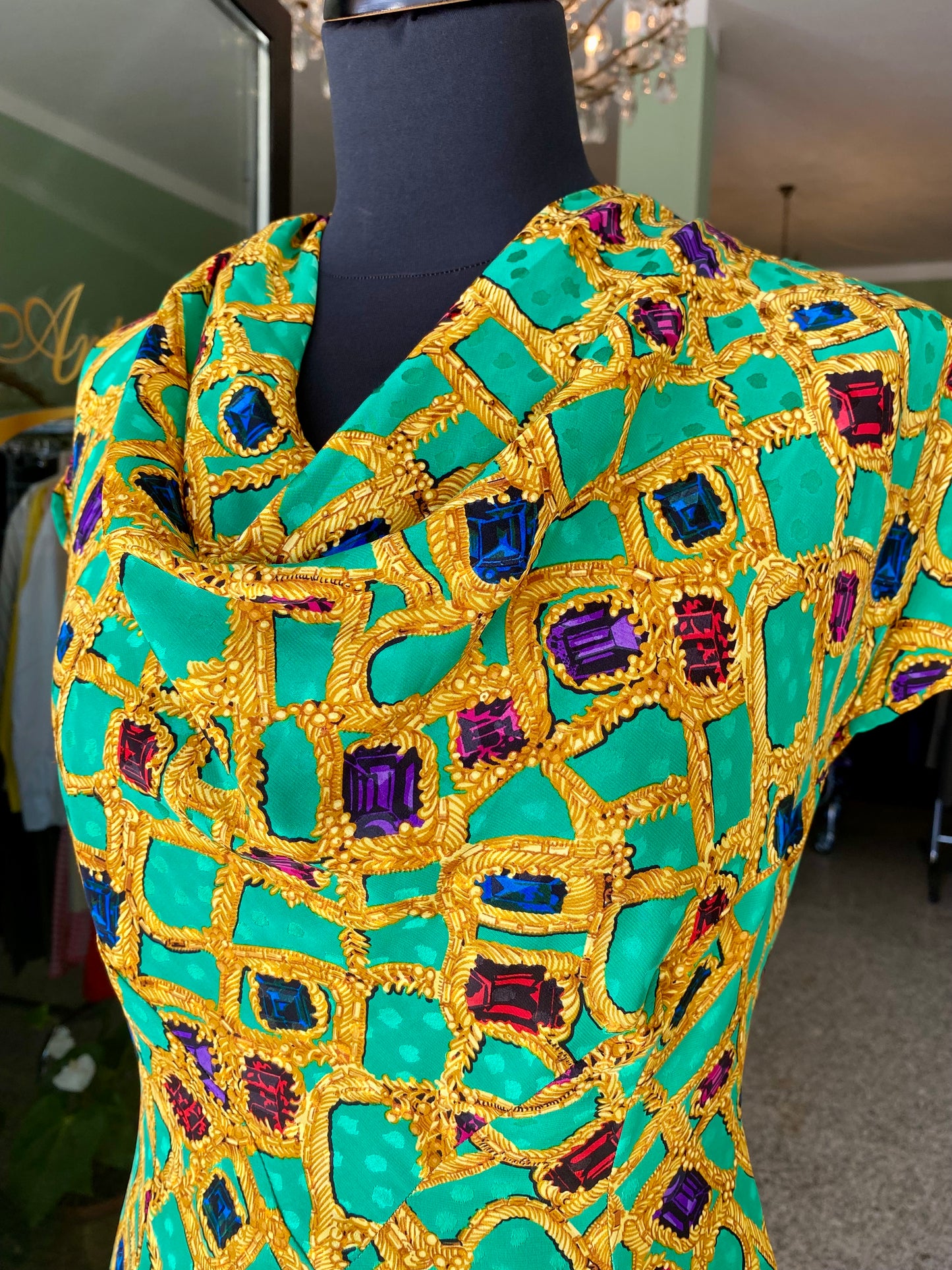 Abito sartoriale anni ’60 in pura seta – Gioiello grafico su fondo smeraldo - TG. 44/46