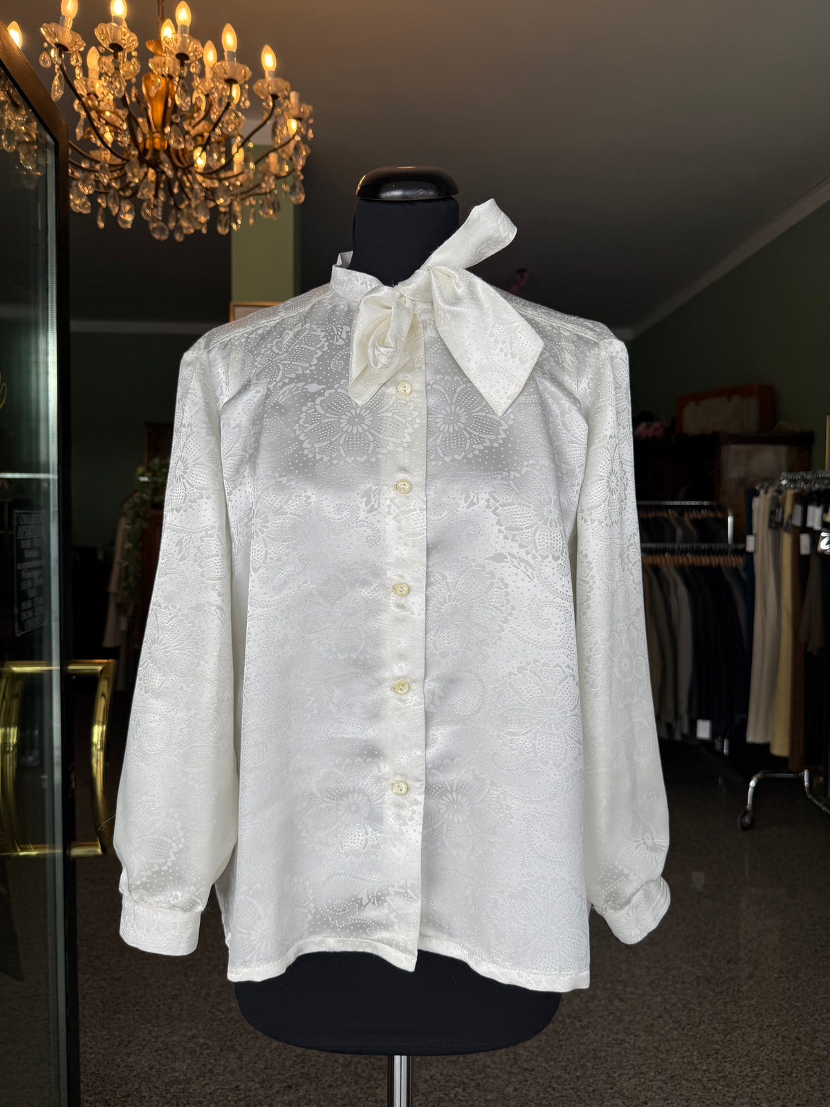 Camicia bianca con fiocco - TG. 42/44
