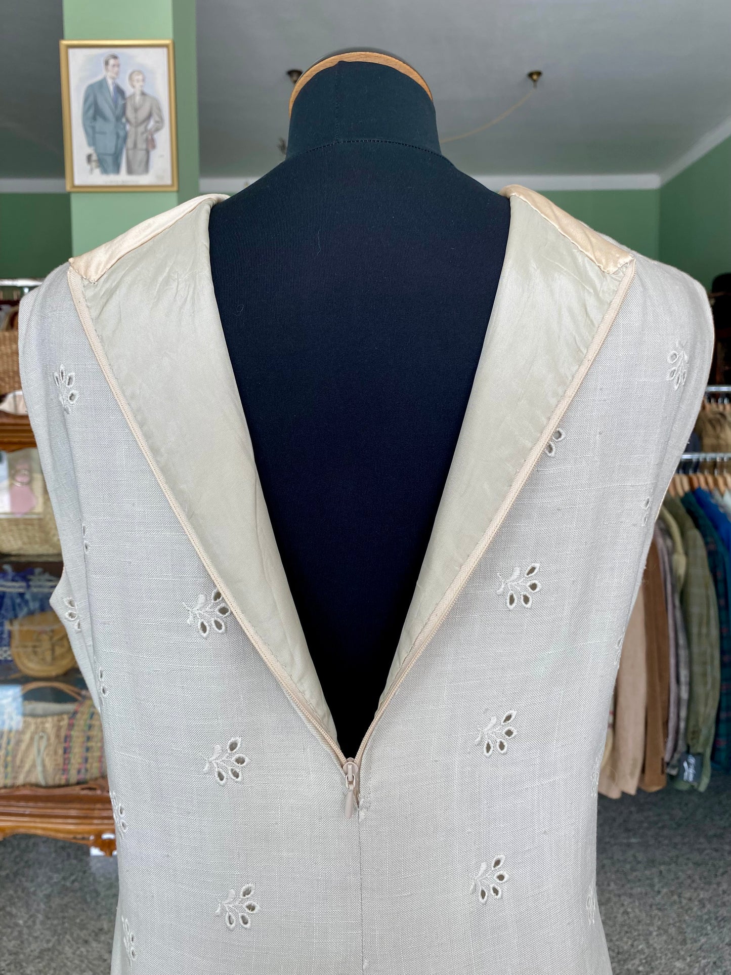 Abito sartoriale anni ’60 – ricamo a corolla - TG. 46 circa