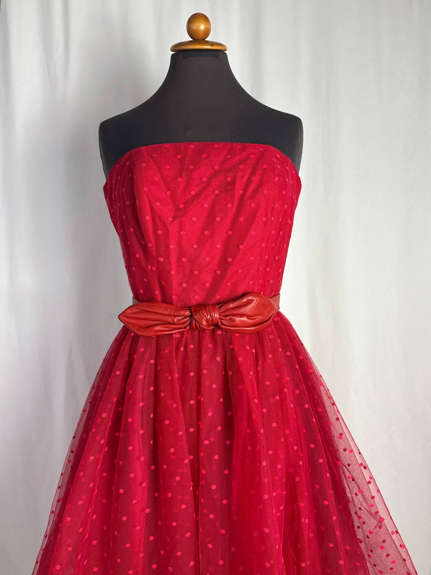 Abito anni ‘80 bustier in tulle rosso - TG. 38/40