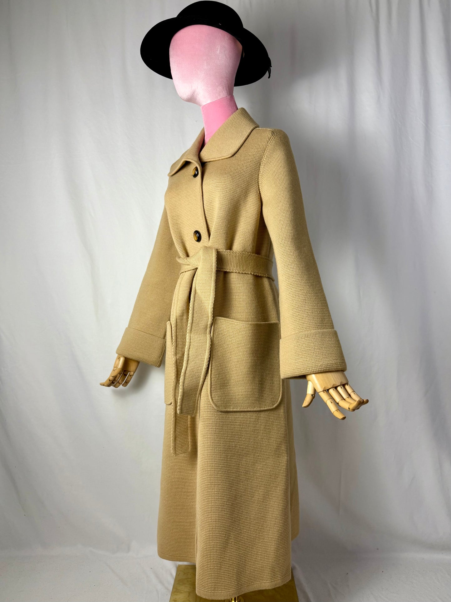 Cappotto in maglia di pura lana con cintura - TG. 42