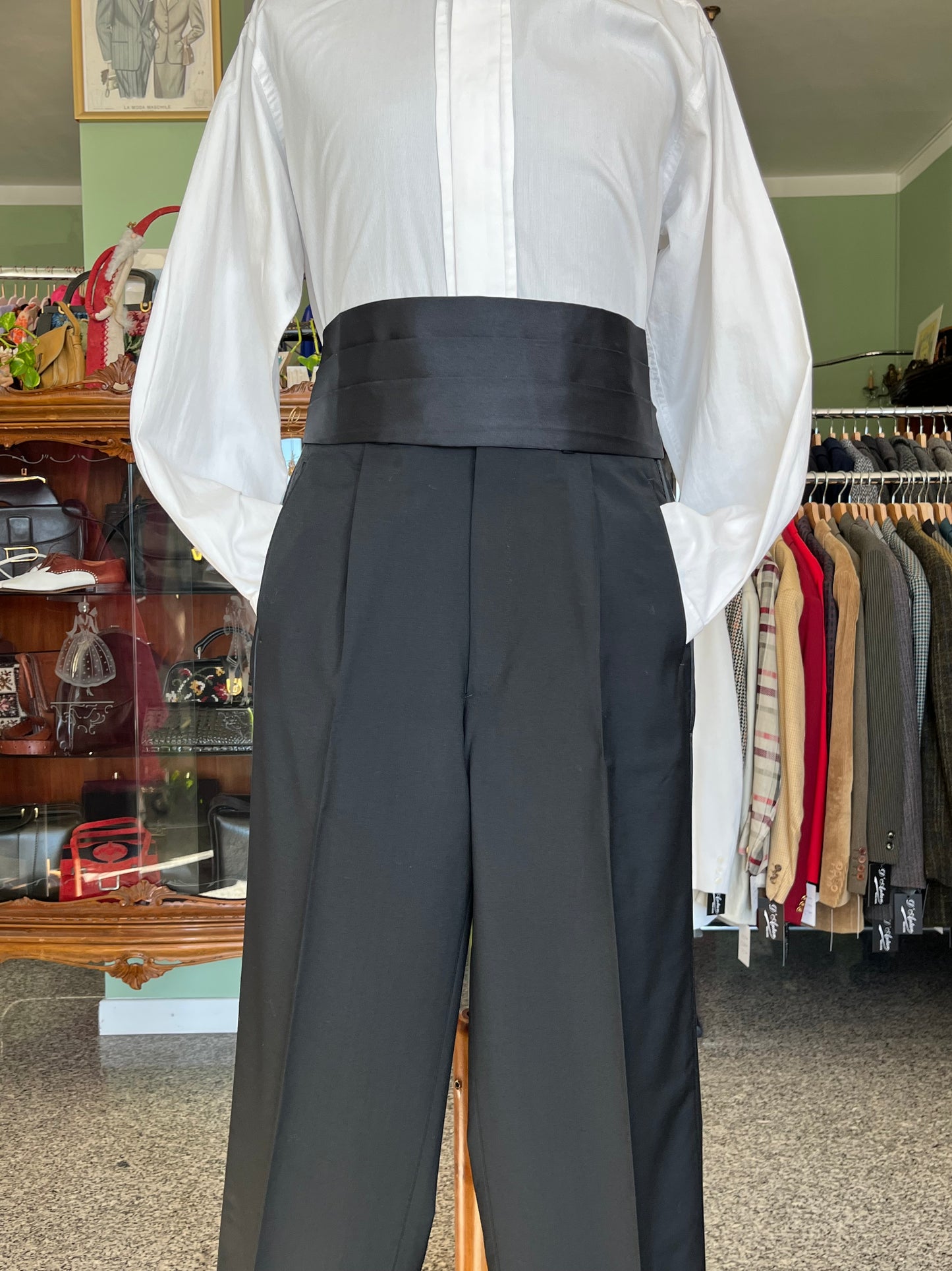 Smoking Valentino anni ‘80 con accessori tg. 48