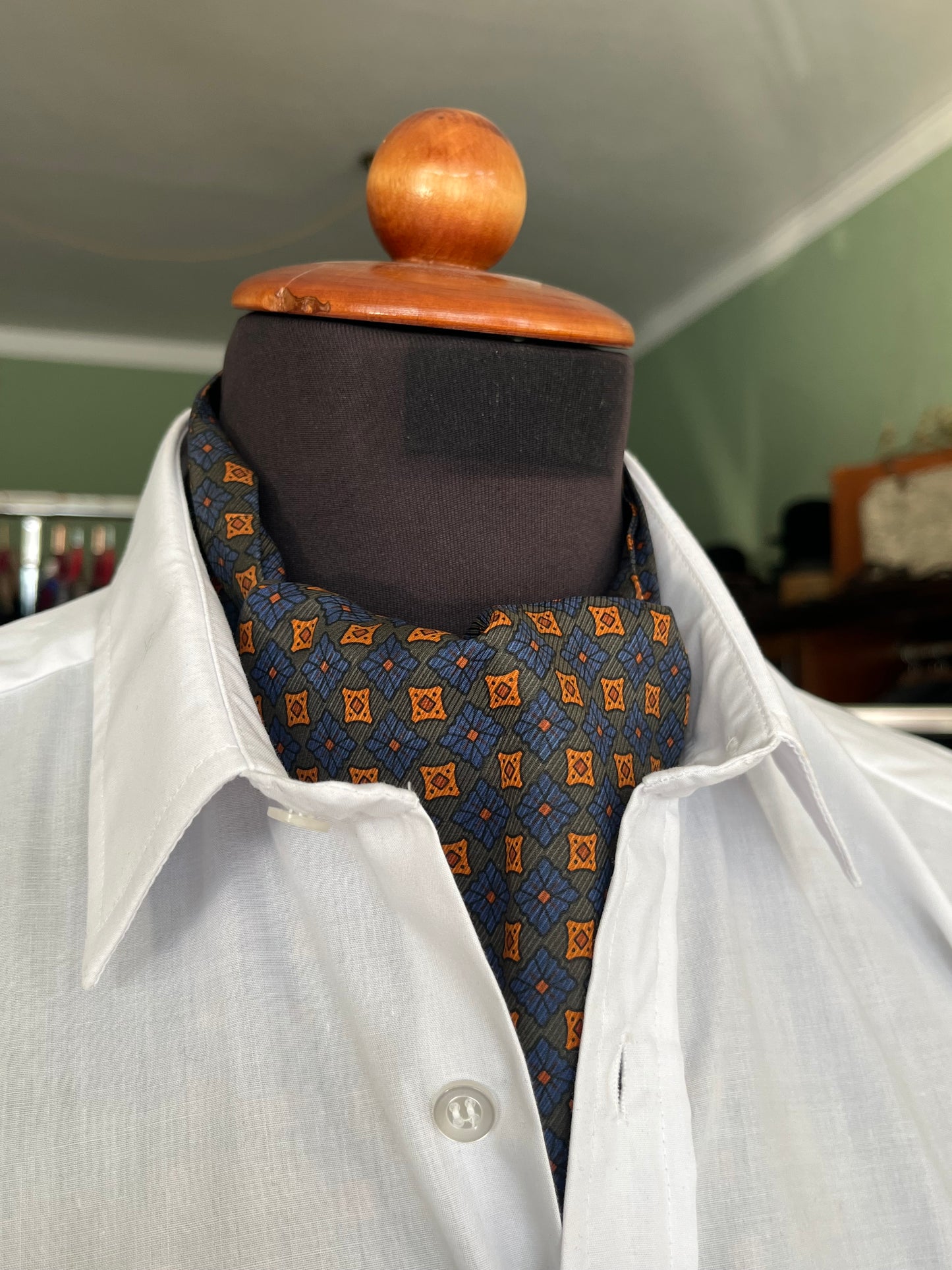 Ascot seta fantasia geometrica