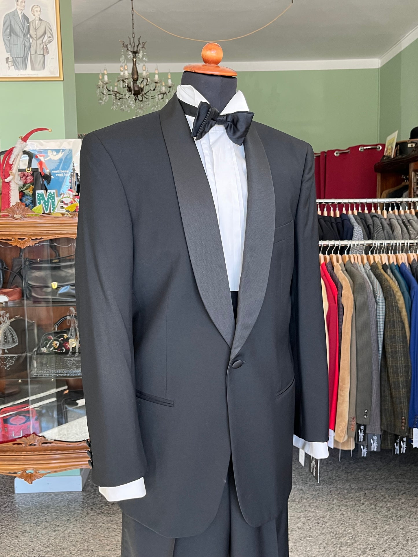 Smoking Valentino anni ‘80 con accessori tg. 48