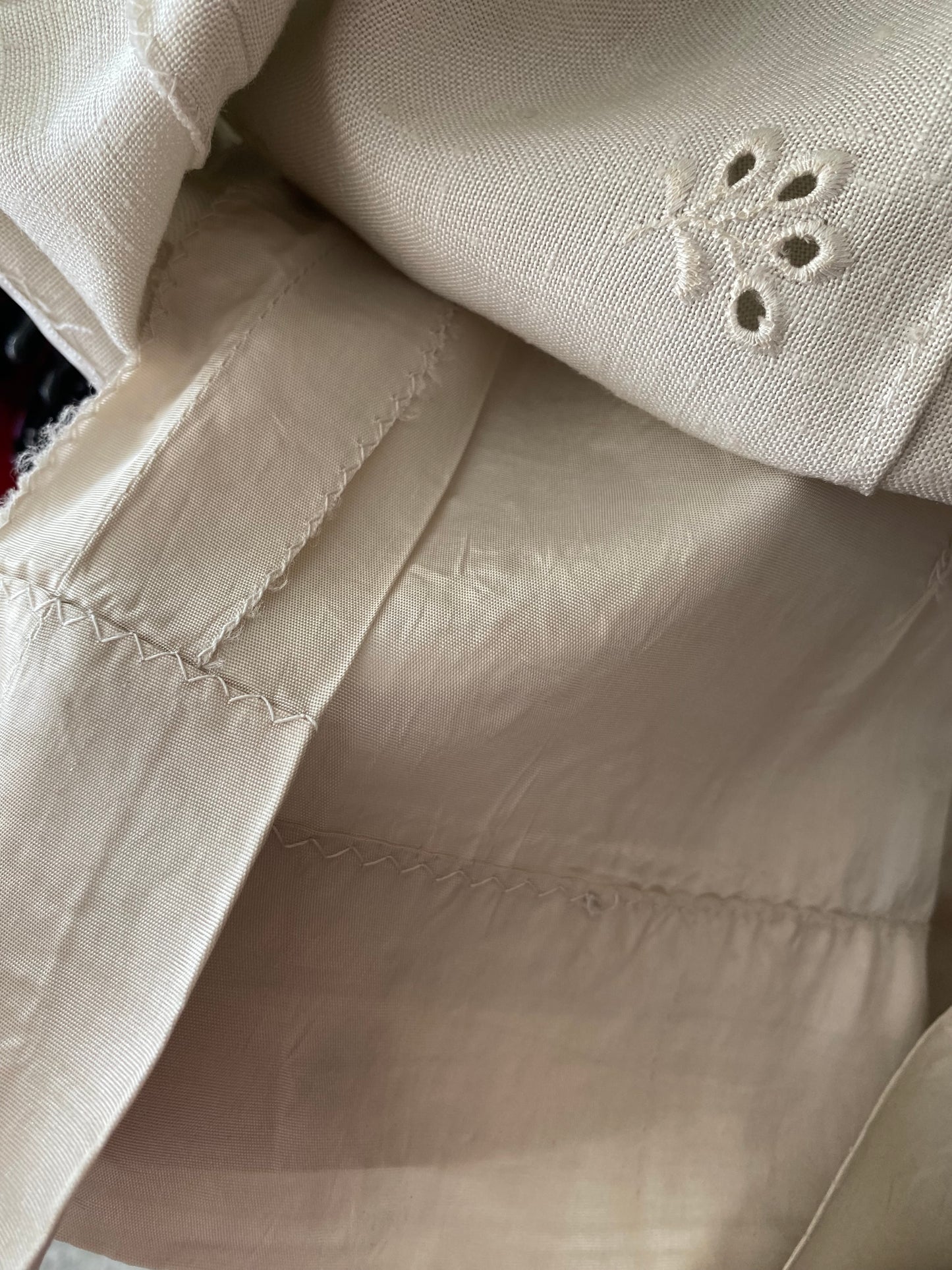 Abito sartoriale anni ’60 – ricamo a corolla - TG. 46 circa
