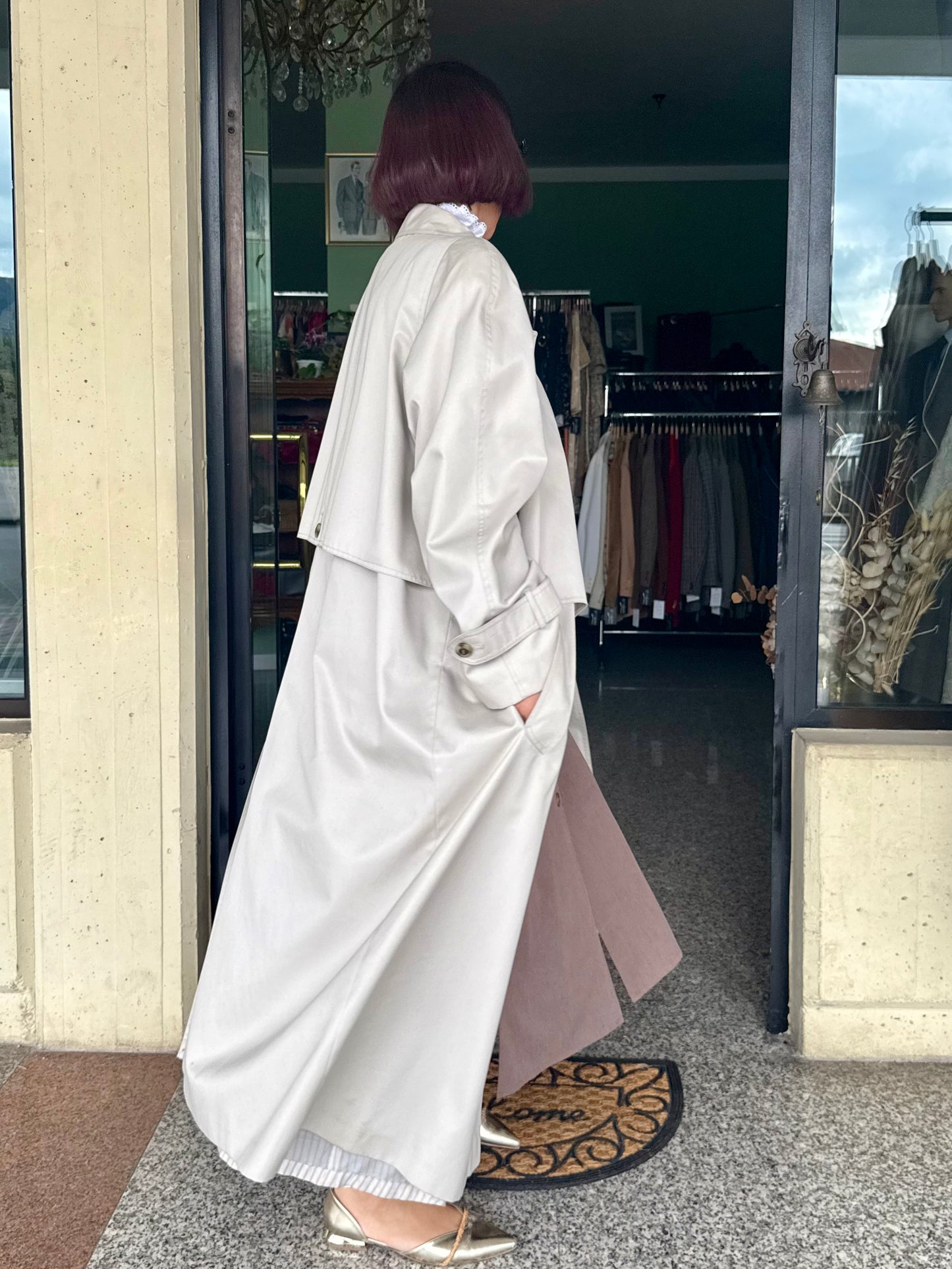 Trench beige chiaro con mantella - TG. 50-56