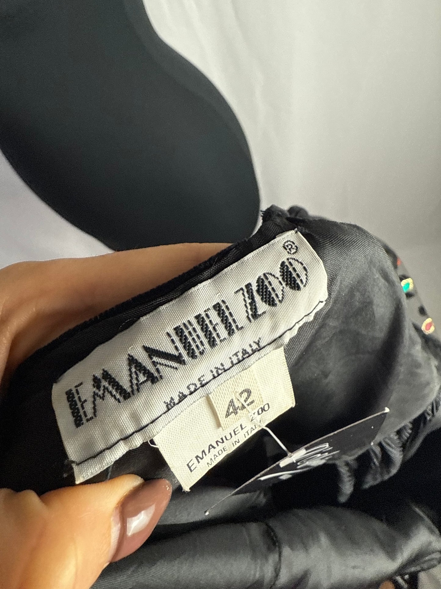 Abito anni ‘80 nero in velluto con maniche in tulle - TG. 40