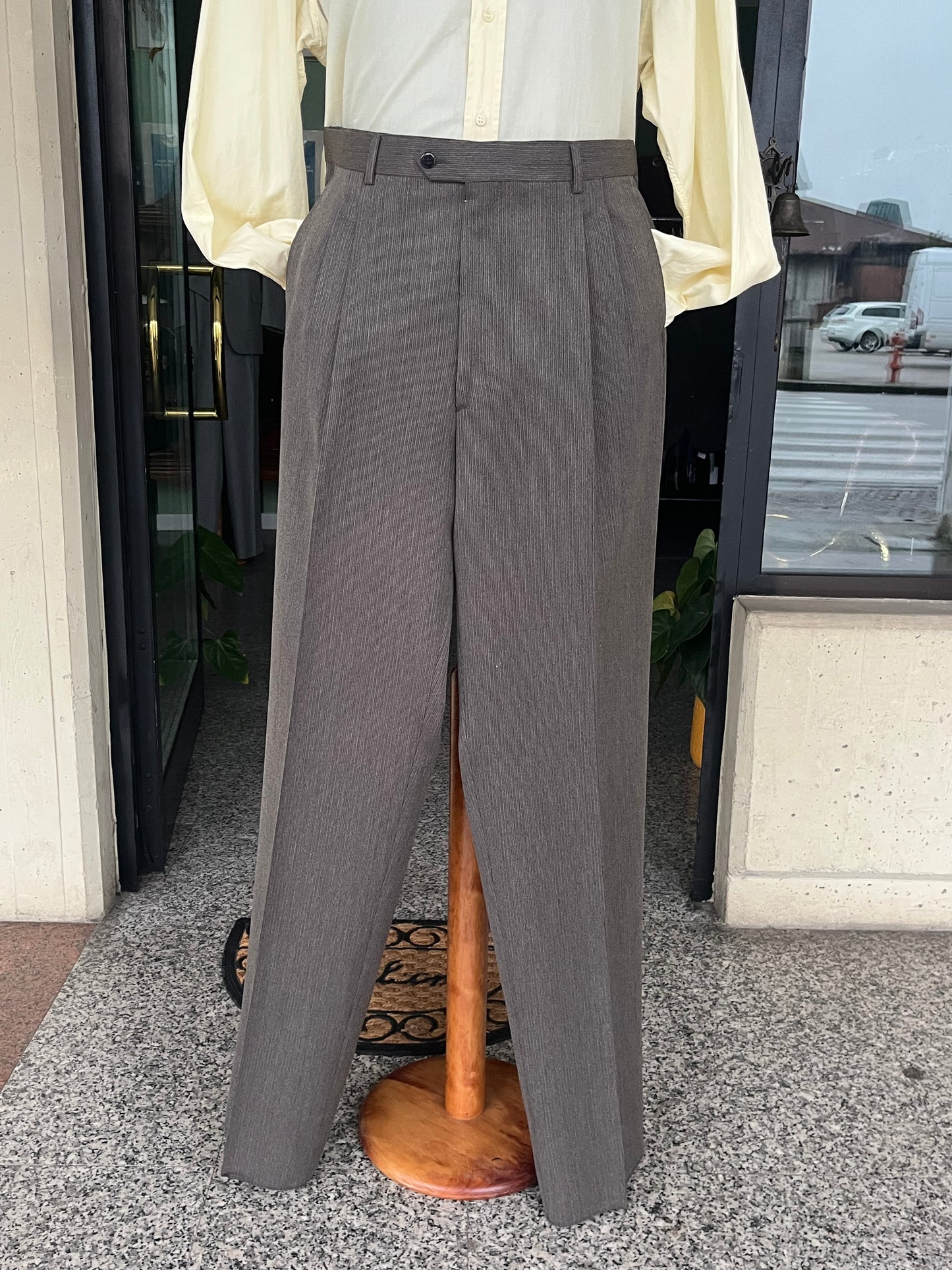 Completo tre pezzi anni ‘90 NOS tg. 56 drop 8