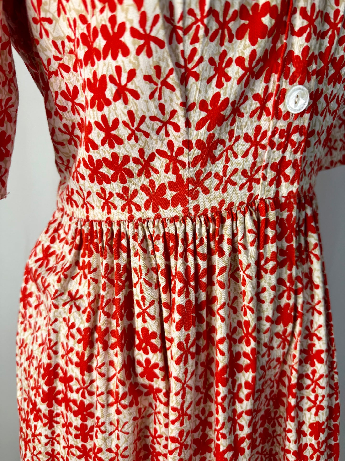 Abito anni ‘50 con fiori rossi - TG. 42