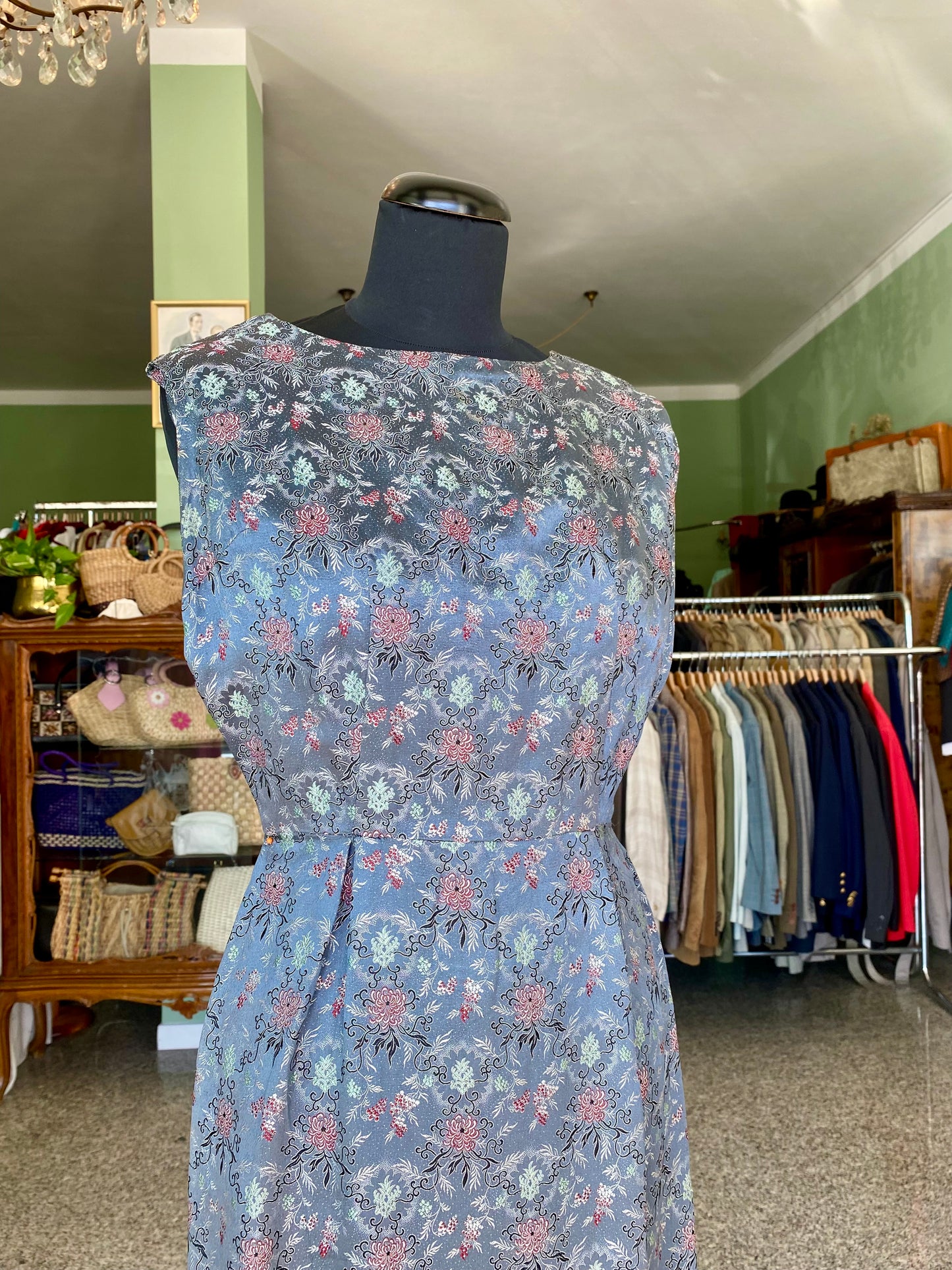 Abito anni ’60 in pura seta broccata – Motivo floreale orientale - TG. 40